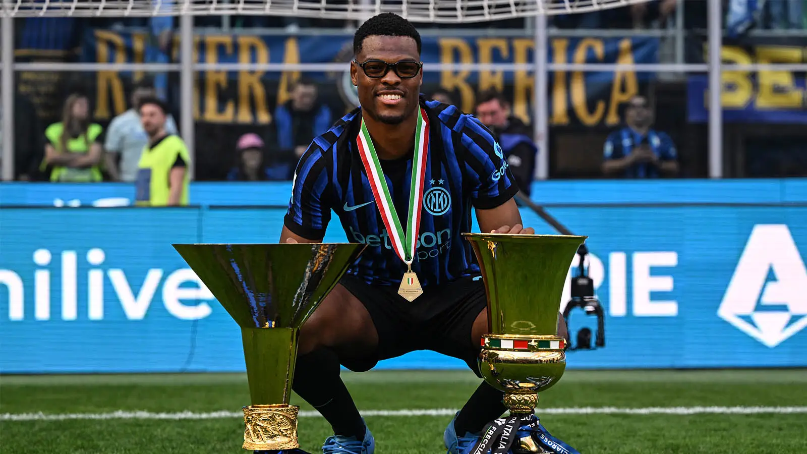 Denzel Dumfries helped Inter to win Serie A and the Coppa Italia in 2025/26 (Image: Getty)