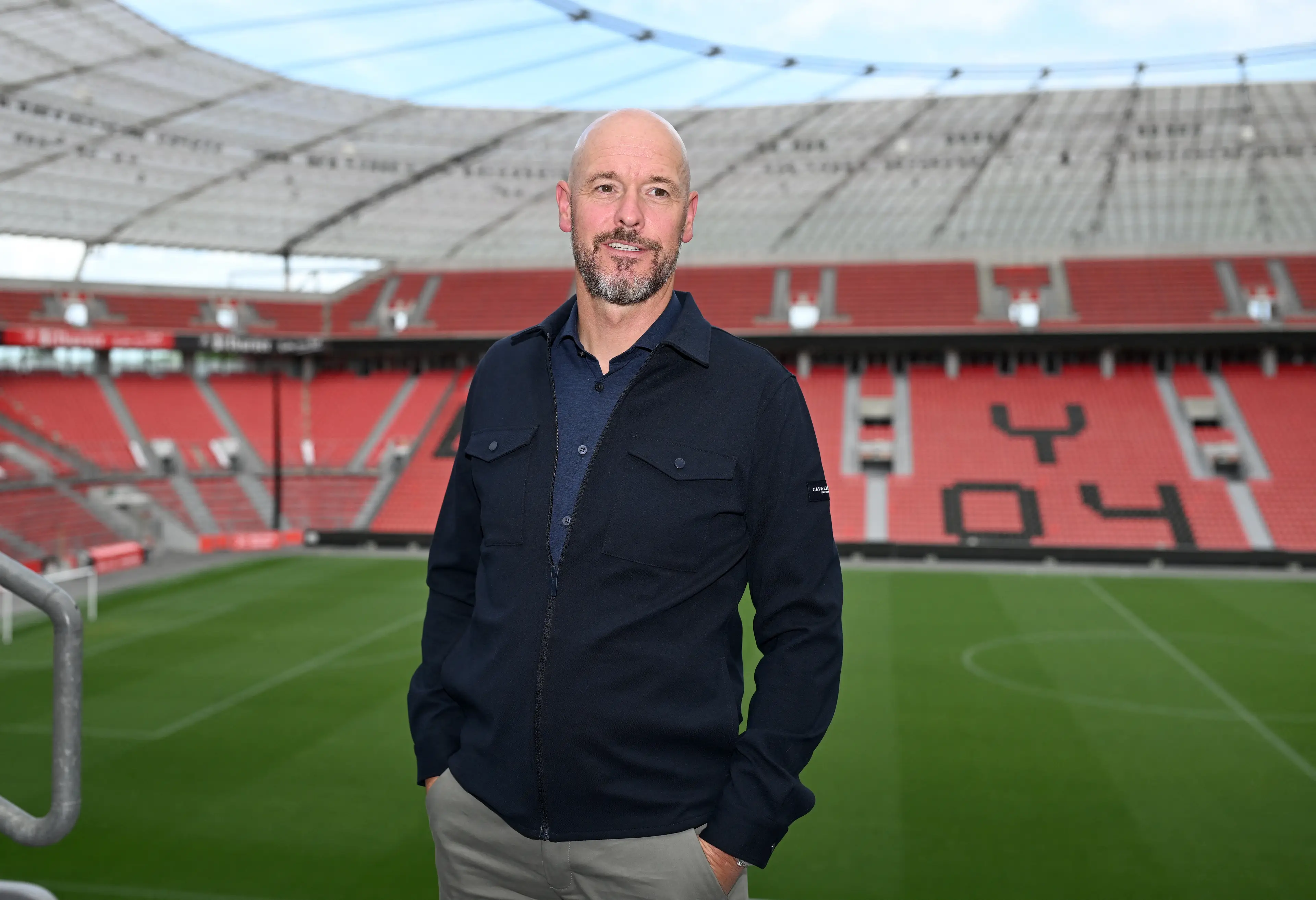 Bayer Leverkusen's replacement for Xabi Alonso is Erik ten Hag.
