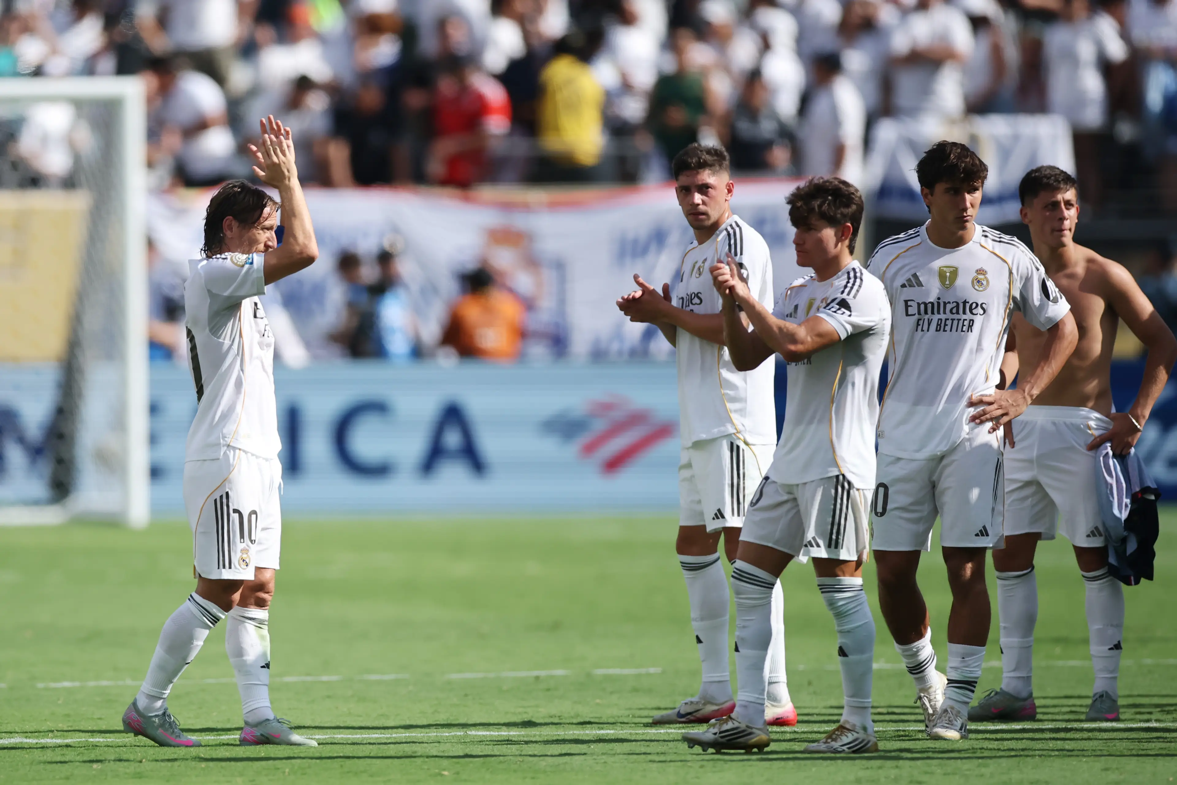 Luka Modric was serenaded by his Real Madrid teammates following his final appearance. Image: Getty  