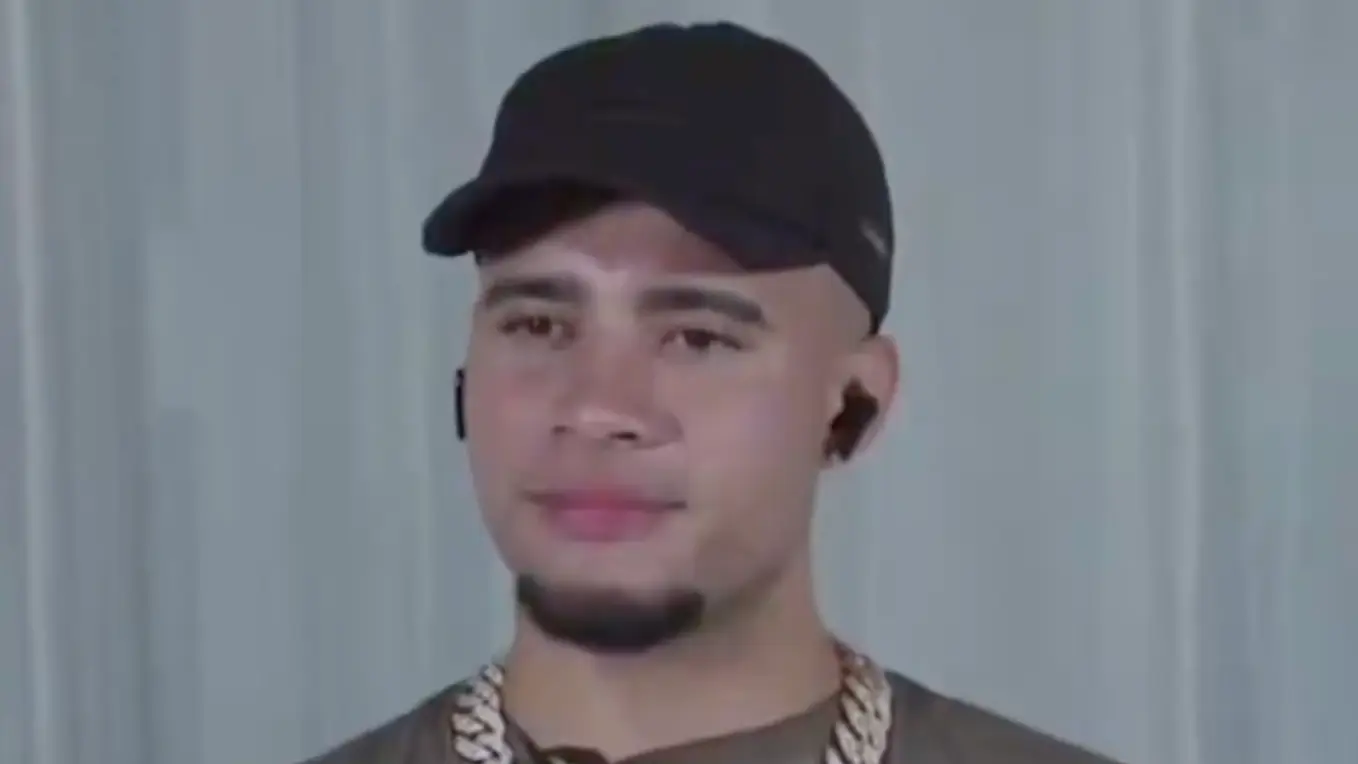 HsTikkyTokky's response when Piers Morgan asked about England international father