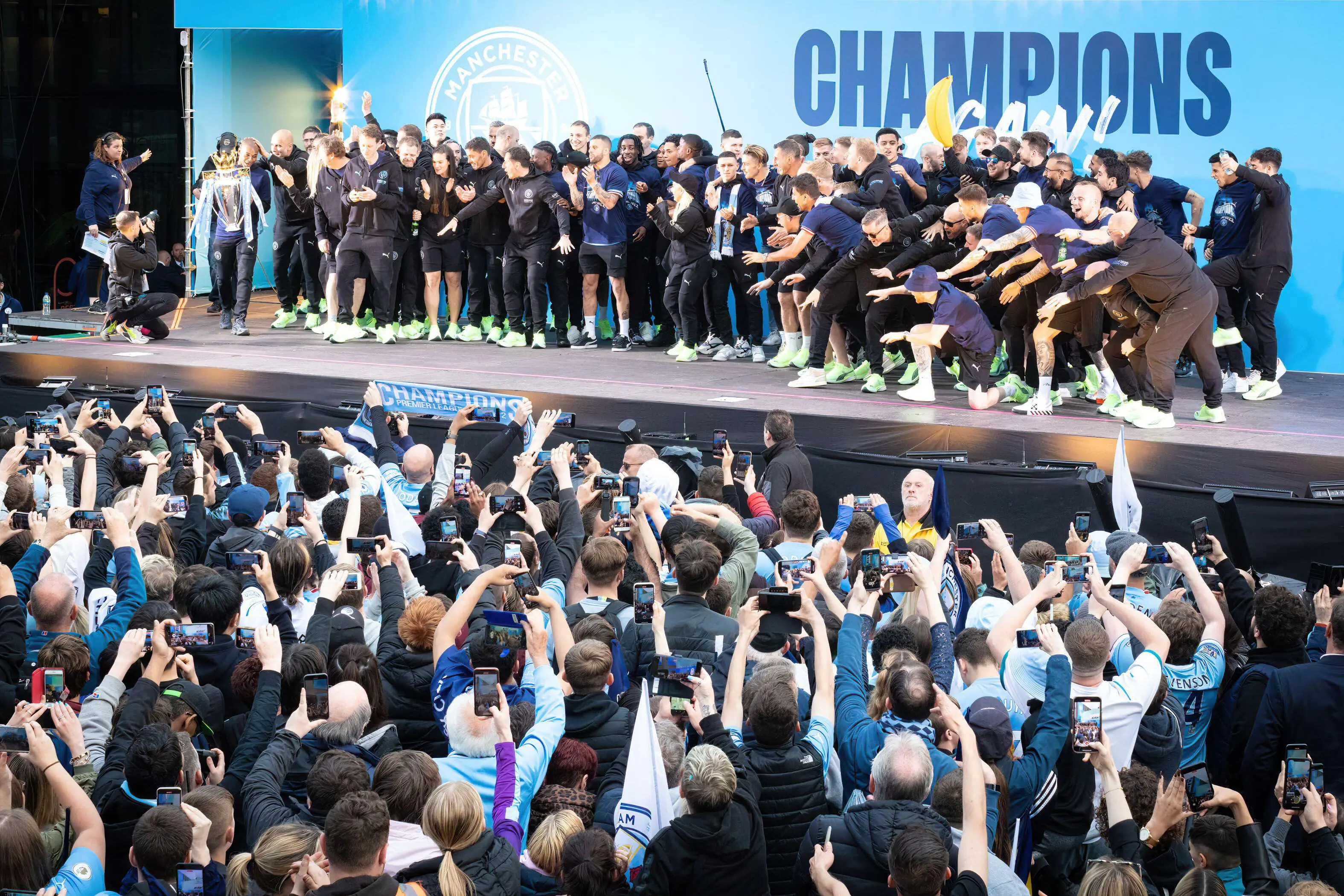 Manchester City celebrate their title success (ZUMA Press Inc / Alamy)