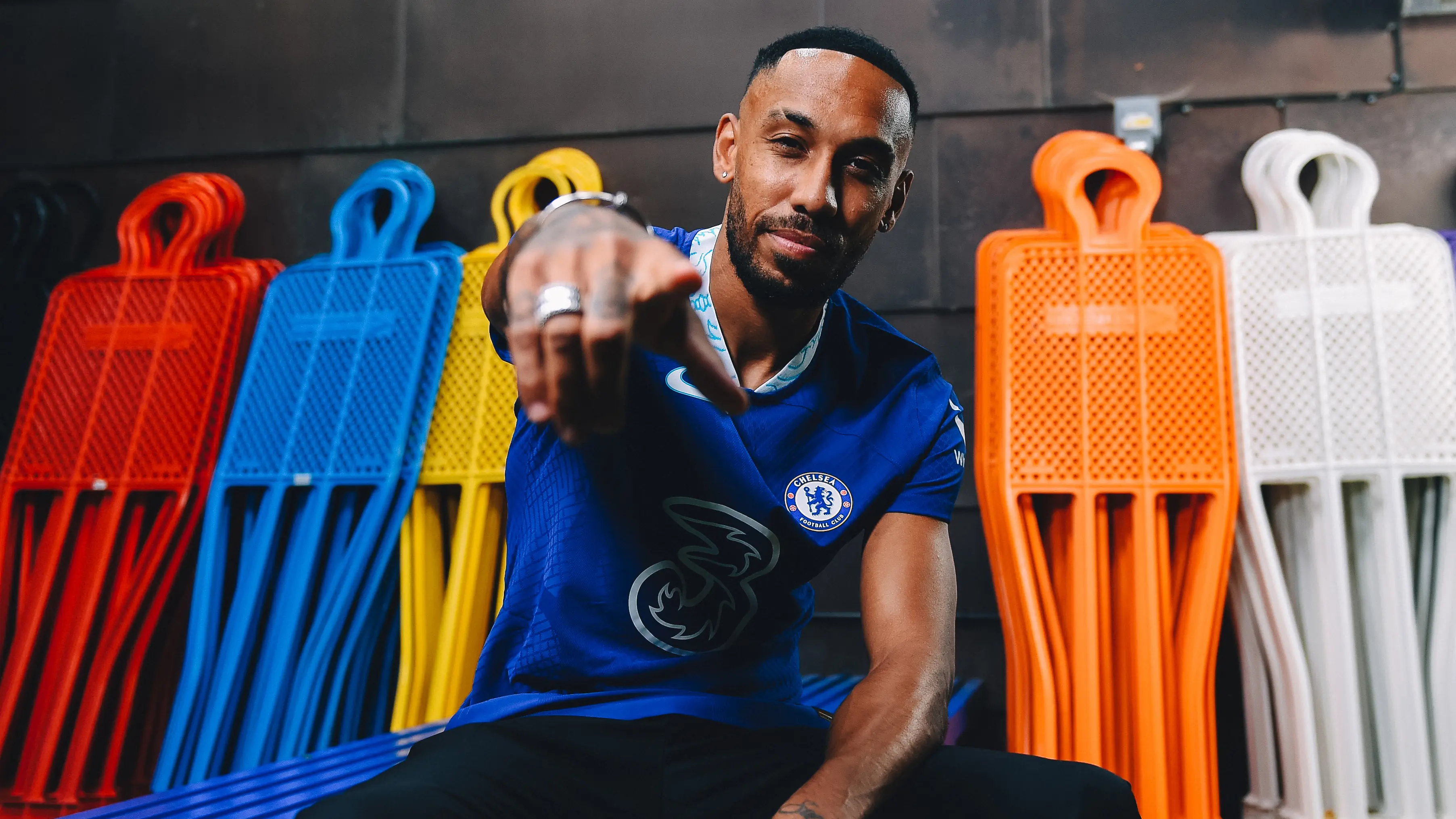 Pierre-Emerick Aubameyang posing at Cobham after Blues arrival. (Chelsea FC)