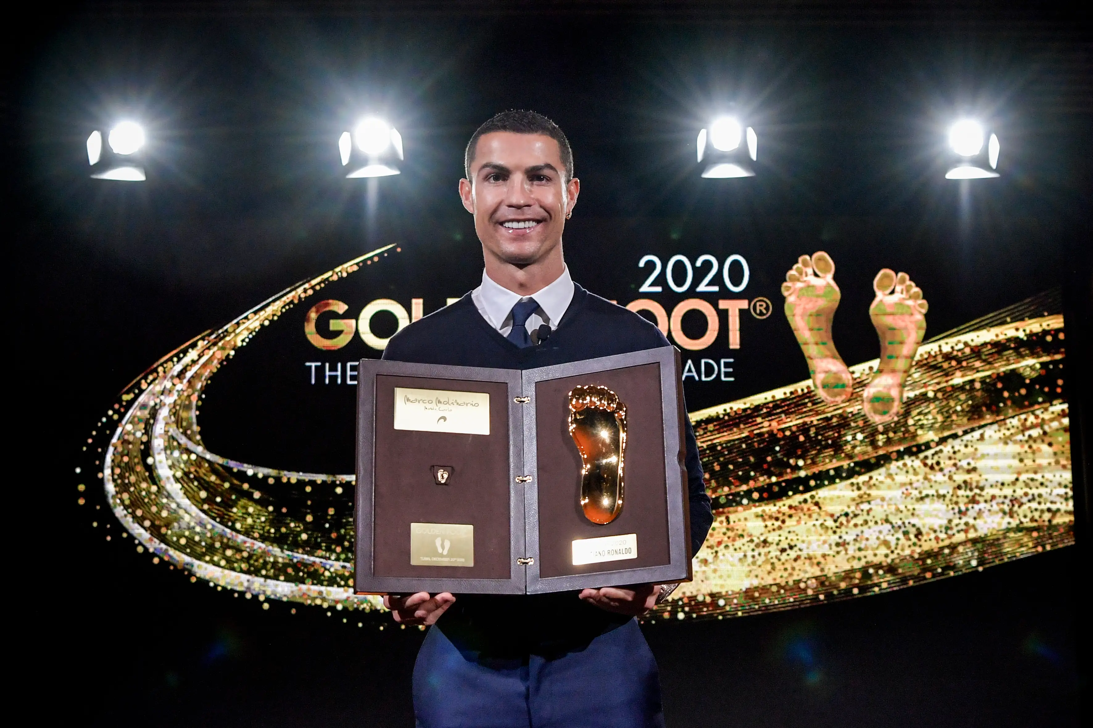 Cristiano Ronaldo with his Golden Foot award in 2020 (Getty)