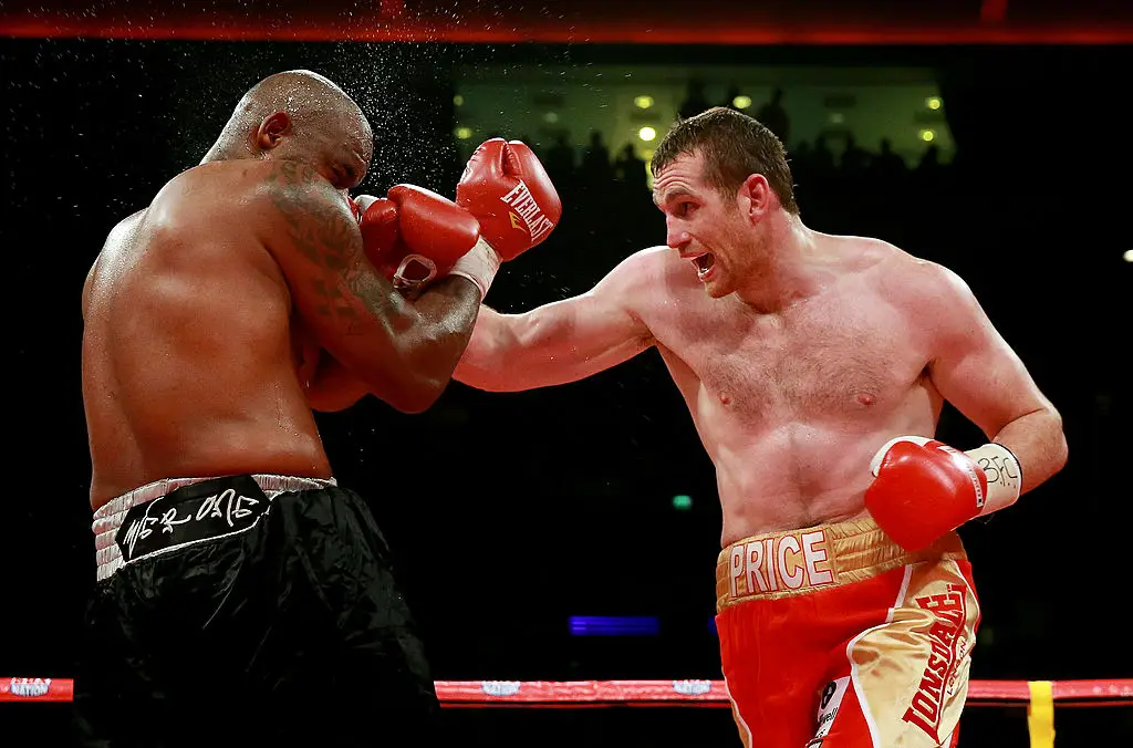 David Price (right) in action against Tony Thompson (left) (Credit:Getty)