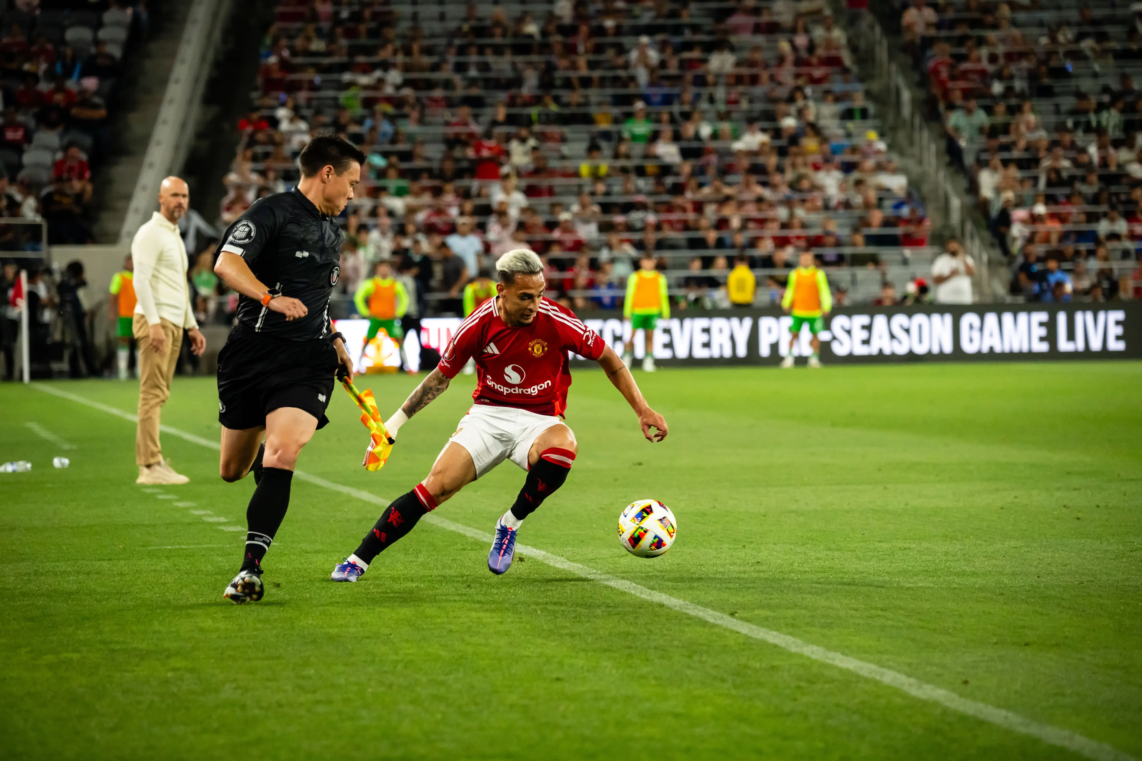 Antony in pre-season action for Manchester United. Image: Getty
