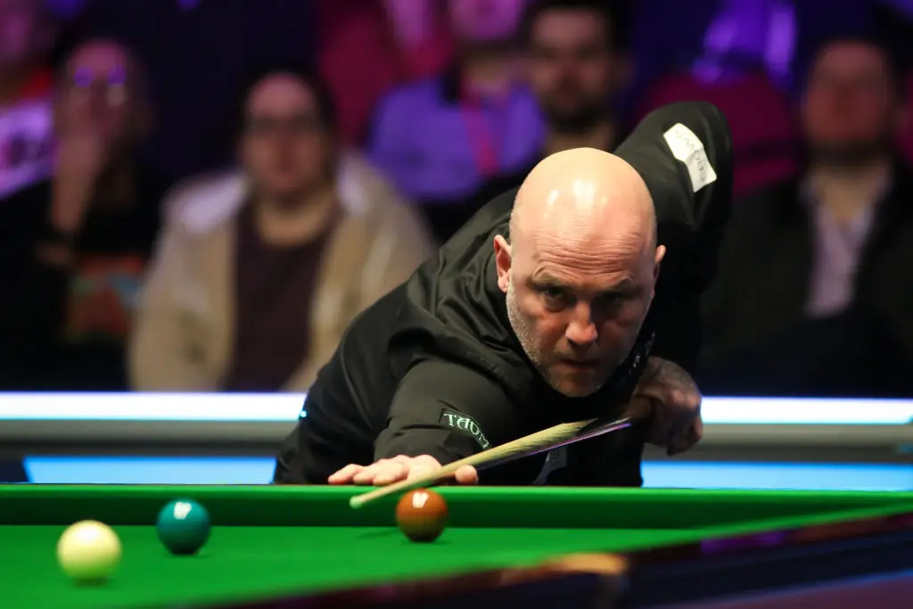 Mark King in action (Credit:Getty)