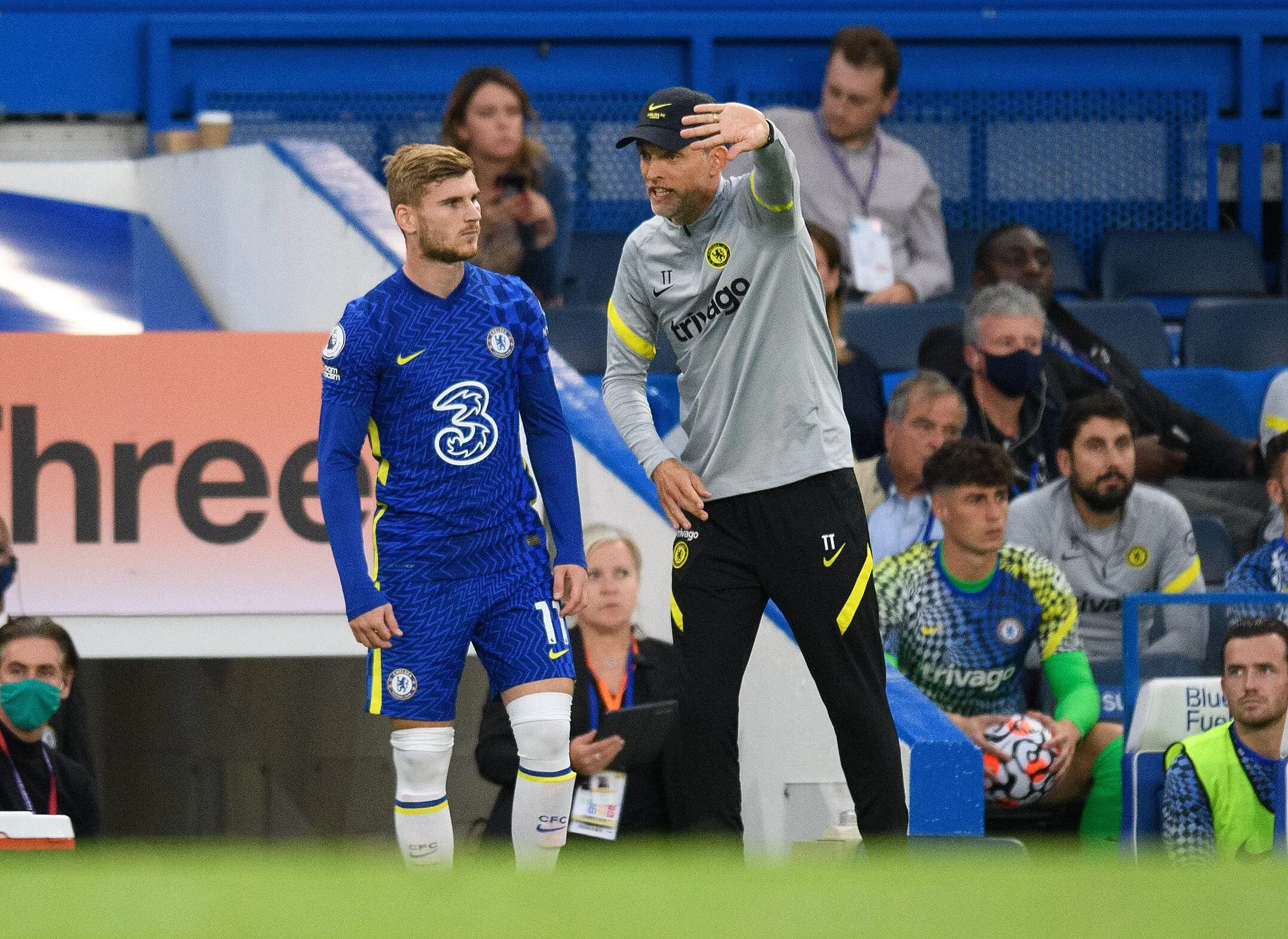 Timo Werner and Thomas Tuchel on the sidelines for Chelsea. (Alamy)