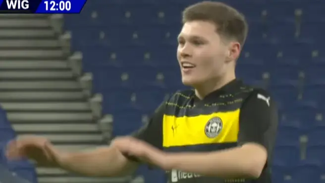 Fans are in total disbelief after seeing how first player to score at Everton's new stadium celebrated