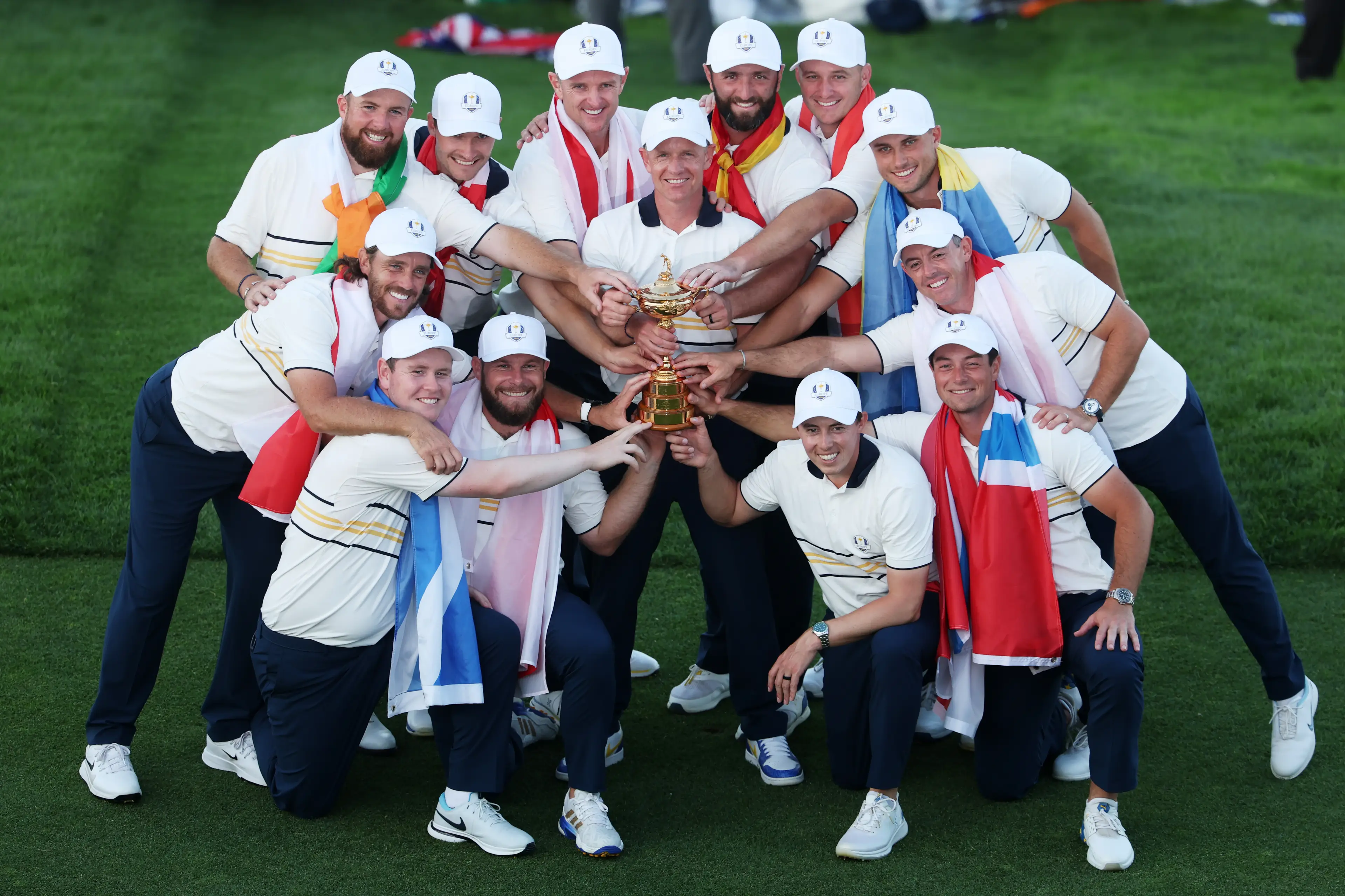 Team Europe lifting the Ryder Cup. (Image: Getty)