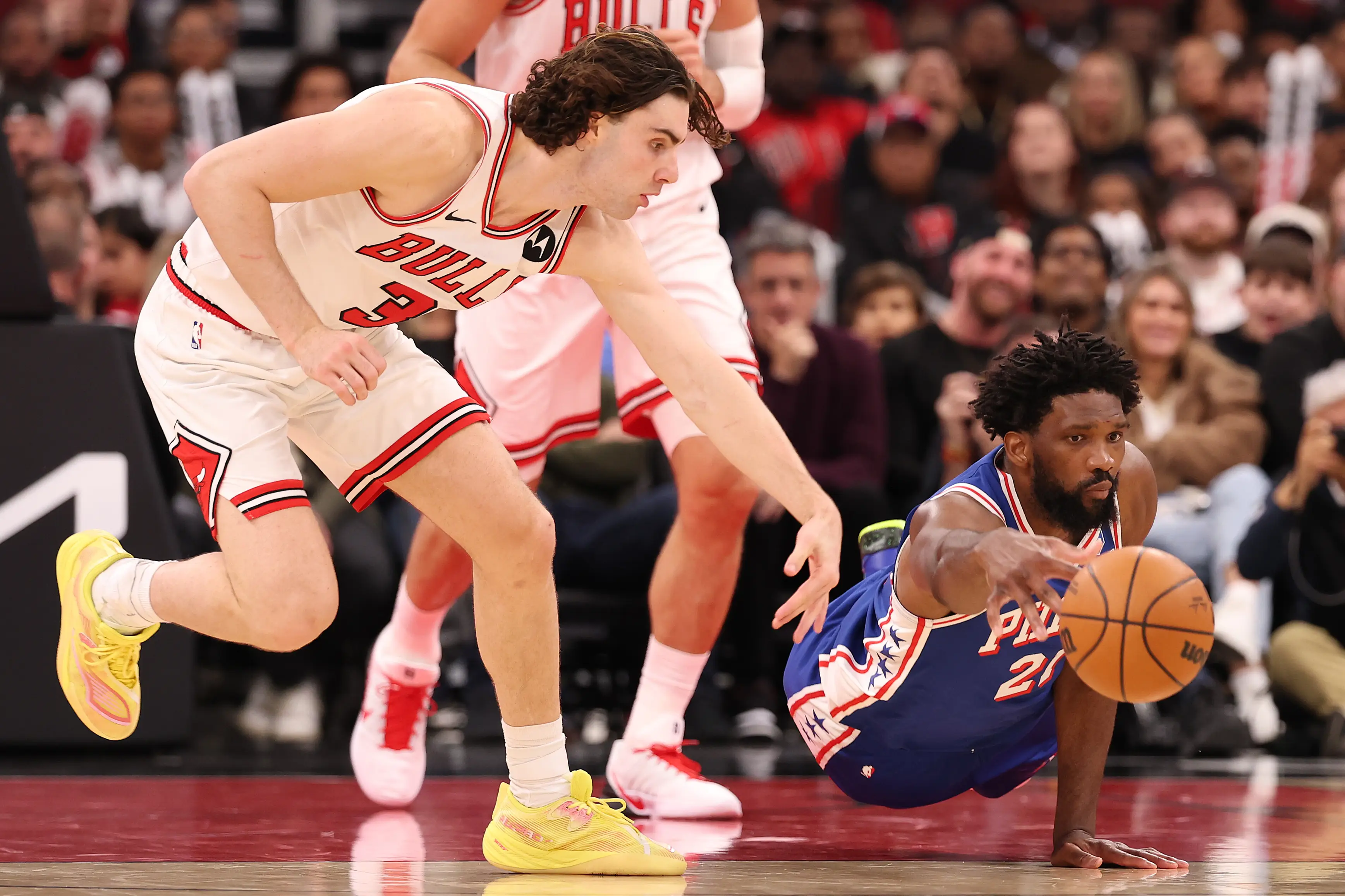 Josh Giddey playing for the Chicago Bulls (Image: Getty)