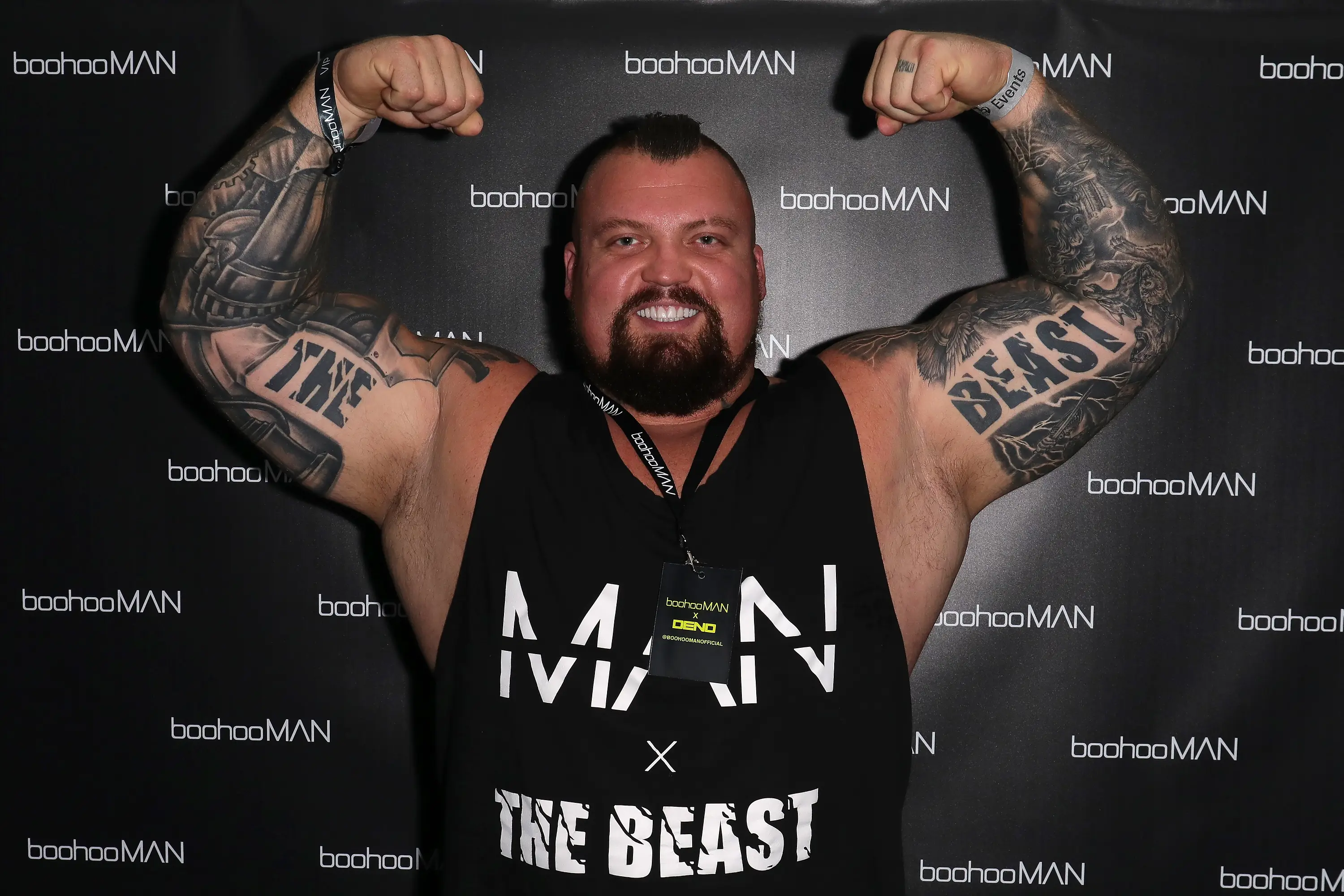 Eddie Hall is eating eight duck eggs a day ahead of his MMA fight against Mariusz Pudzianowski. Image: Getty