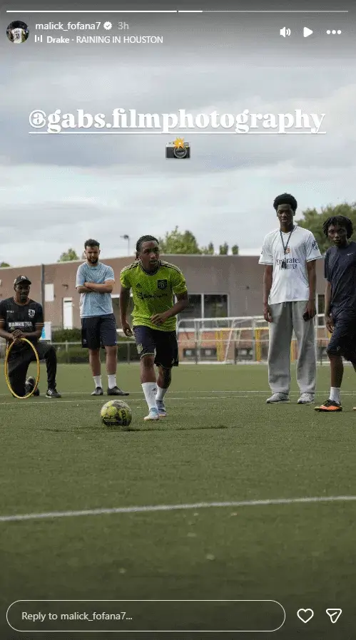Fofana has got people talking after wearing the jersey. Image credit: Instagram/malick_fofana7