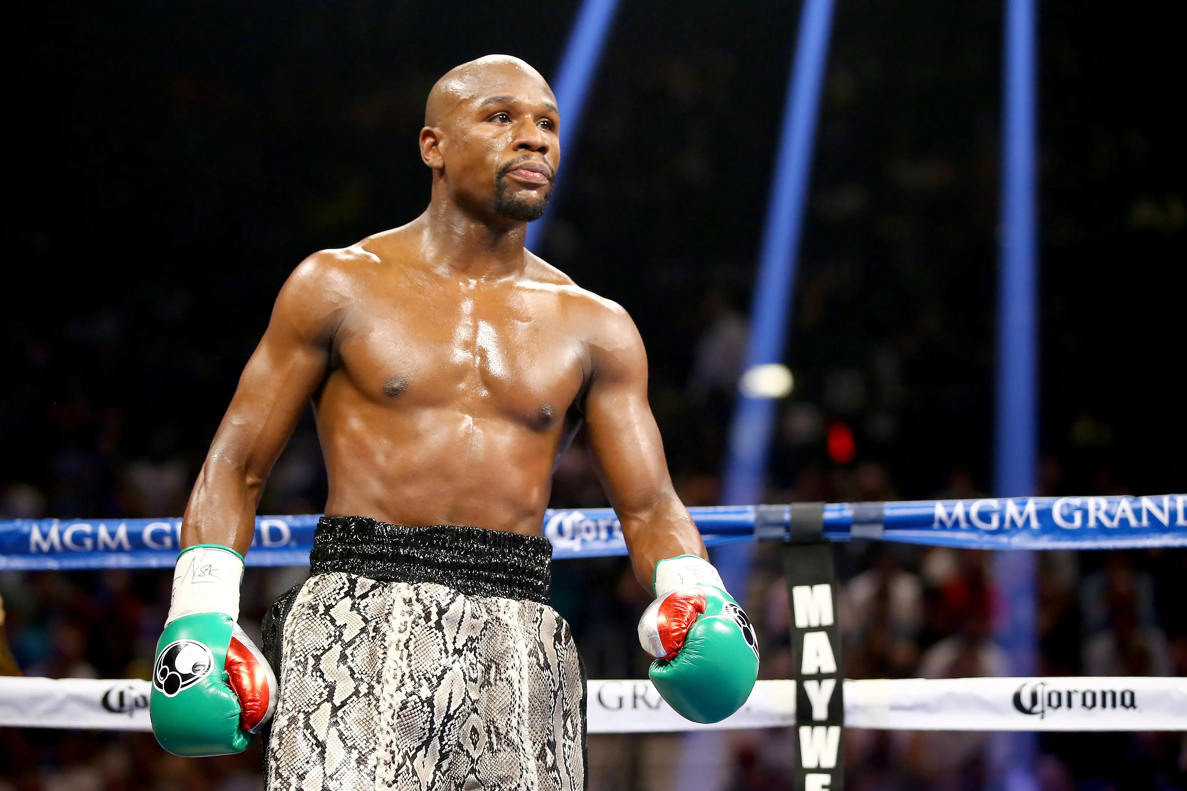 Floyd Mayweather called Emanuel Augustus the toughest opponent of his career. Image: Getty