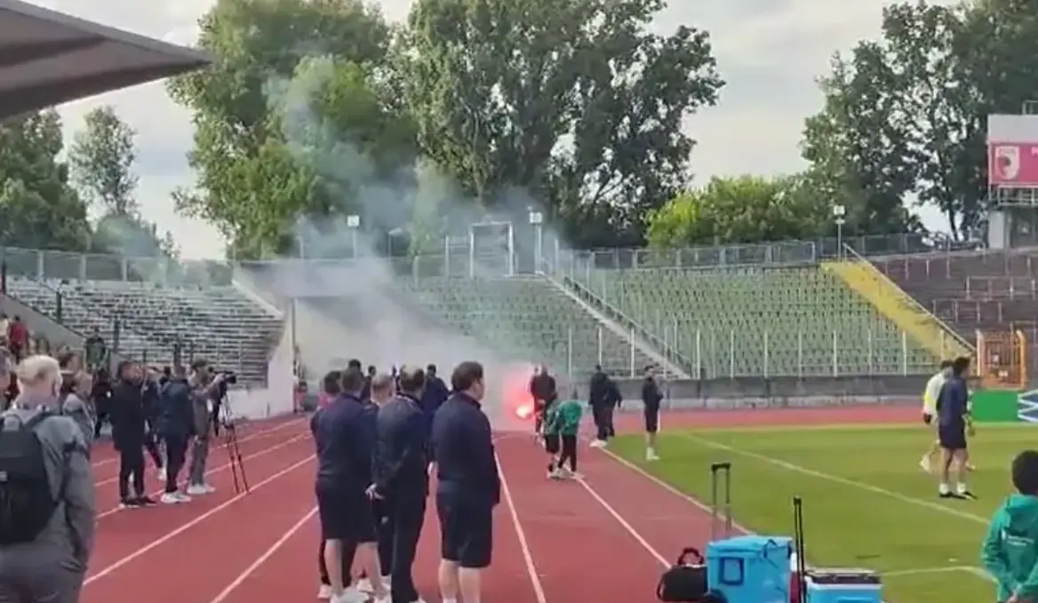 Serbian ultras stormed their own team's training base ahead of Euro 2024 (Credit:SerbianFooty/X)