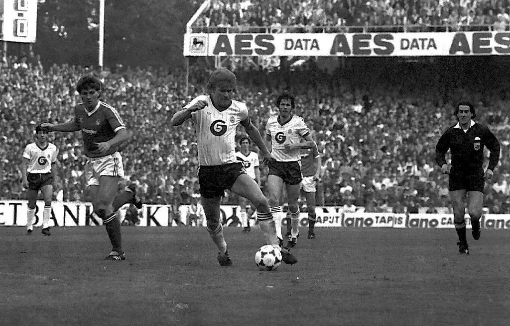 Anderlecht, in white, came from behind to beat Nottingham Forest 3-2 on aggregate / Photo credit should read ROBERT VANDEN BRUGGE/AFP via Getty Images