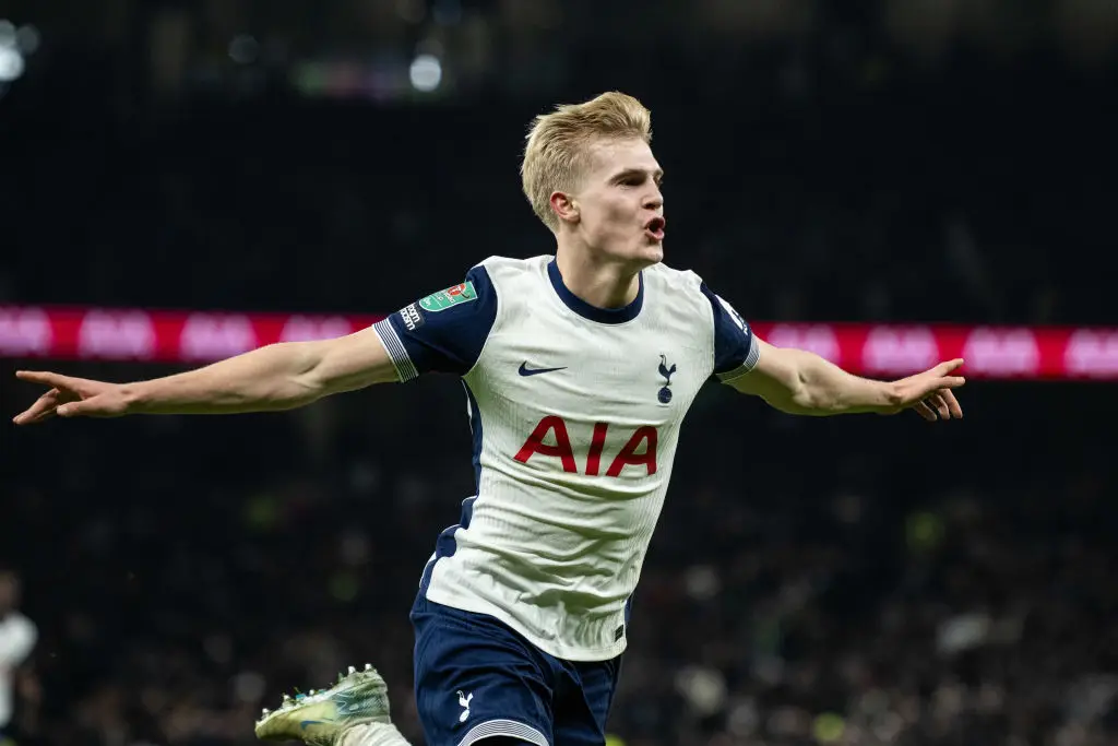 Lucas Bergvall scored Tottenham's winner against Liverpool in the Carabao Cup semi-final. (Image: Getty)
