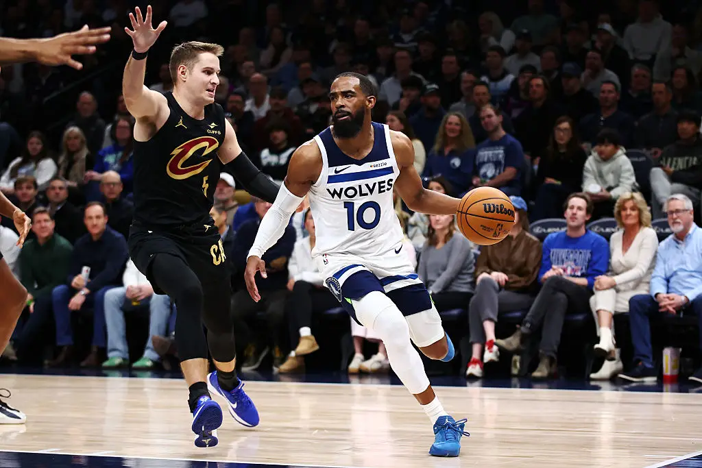 The Minnesota Timberwolves held the moments silence ahead of their match with the Cleveland Cavaliers. (Image: Tyler Clouse/Getty Images)