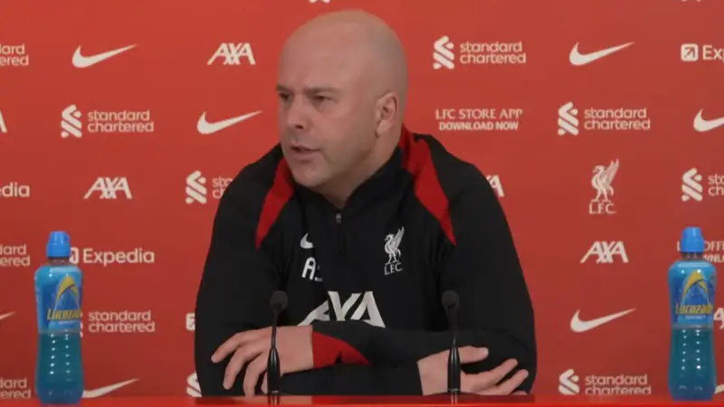 Arne Slot publicly calls out Liverpool player for his behaviour during Aston Villa draw