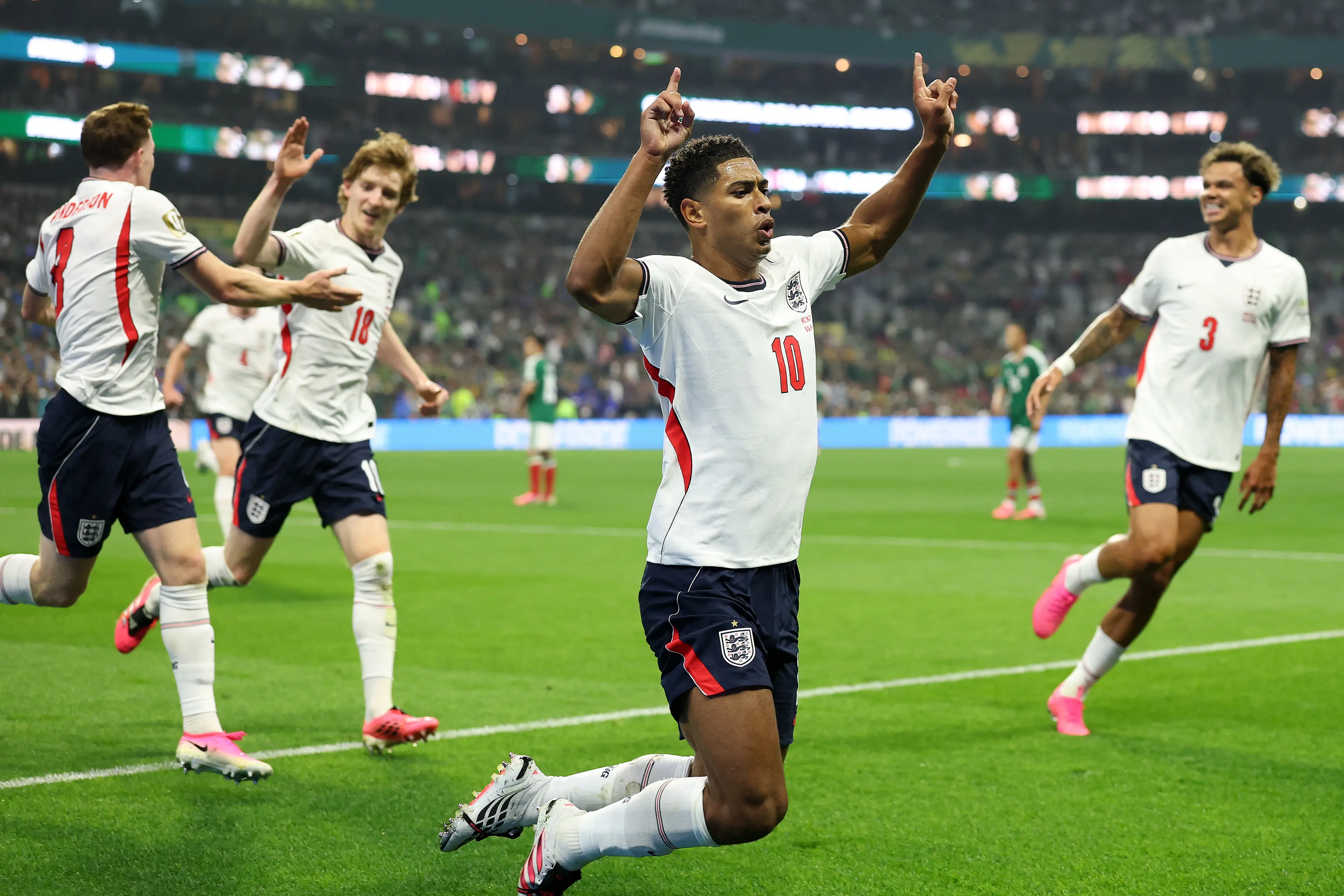 Jude Bellingham #10 of England celebrates scoring his team's second goal during the FIFA World Cup 2026 Round of 16 match between Mexico and England