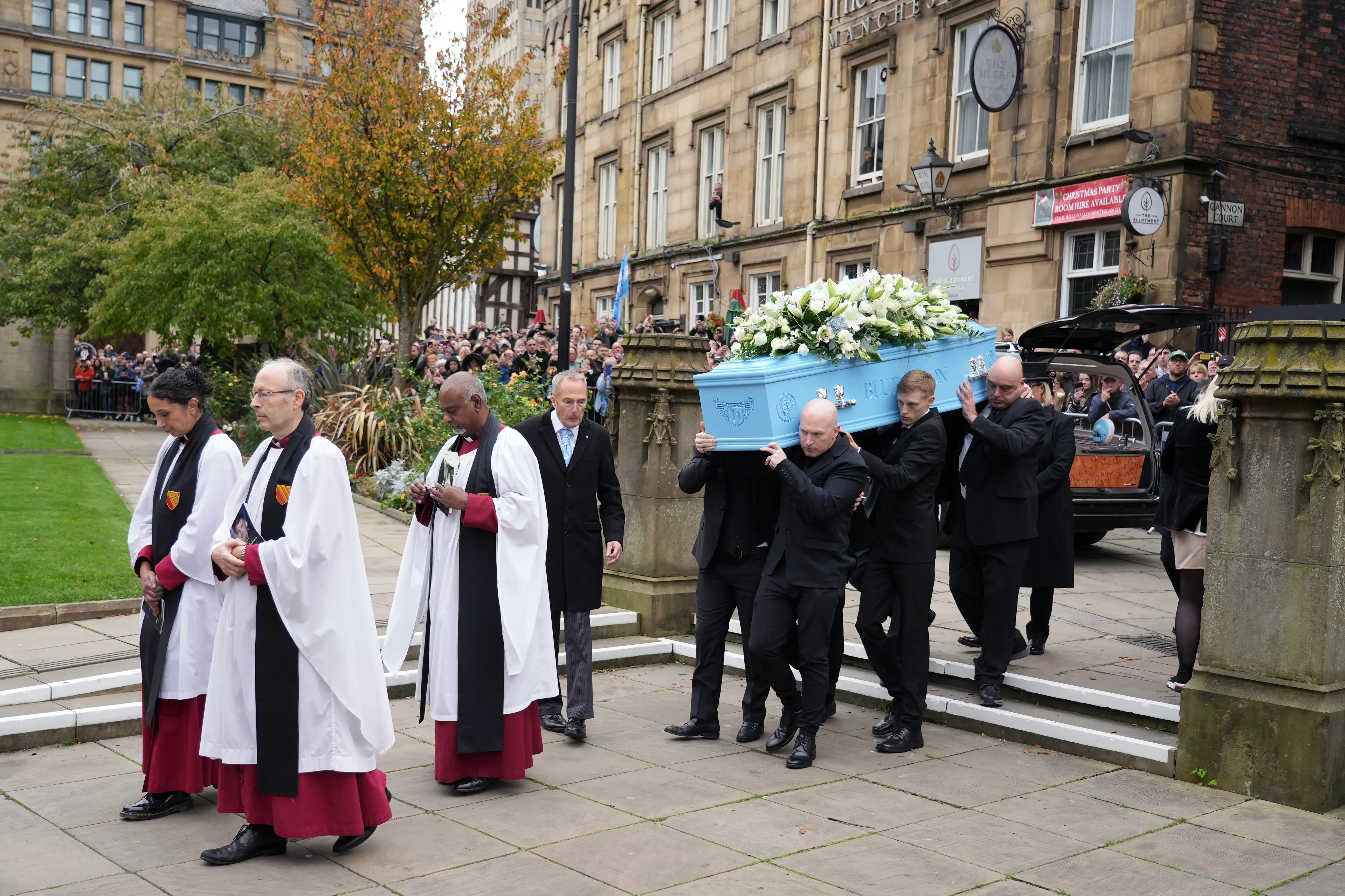 Campbell Hatton, among others, carried Ricky Hatton's coffin into the service at his late father's funeral. Image: Getty 