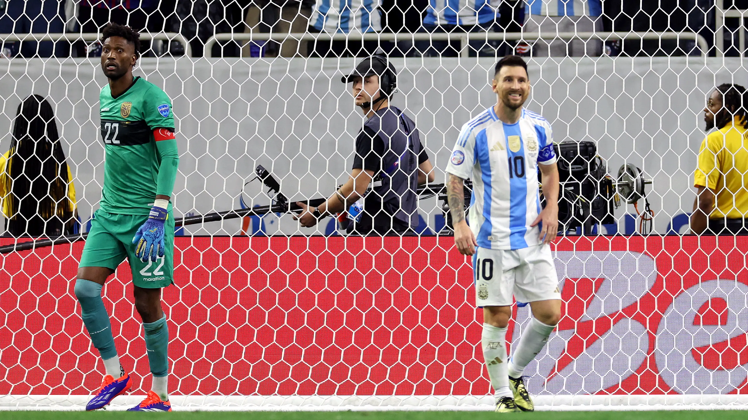 Lionel Messi misses penalty as Argentina advances to Copa America semis after dramatic penalty shootout