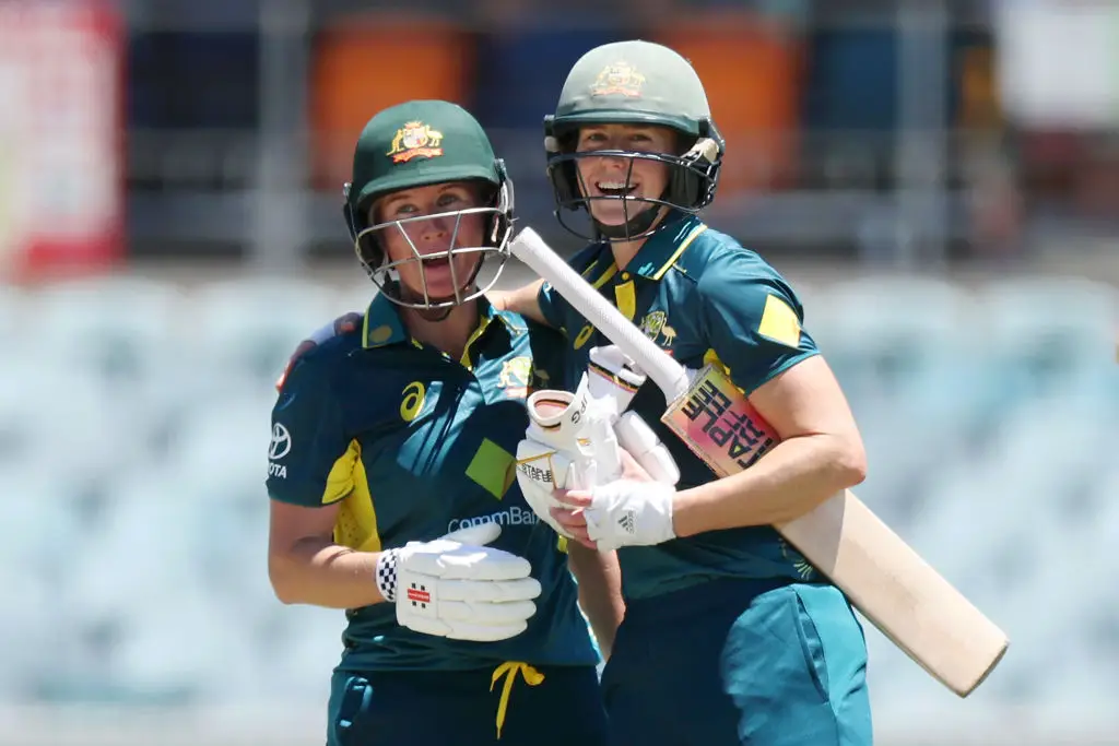 Australia women's stars Beth Mooney and Ellyse Perry pictured -