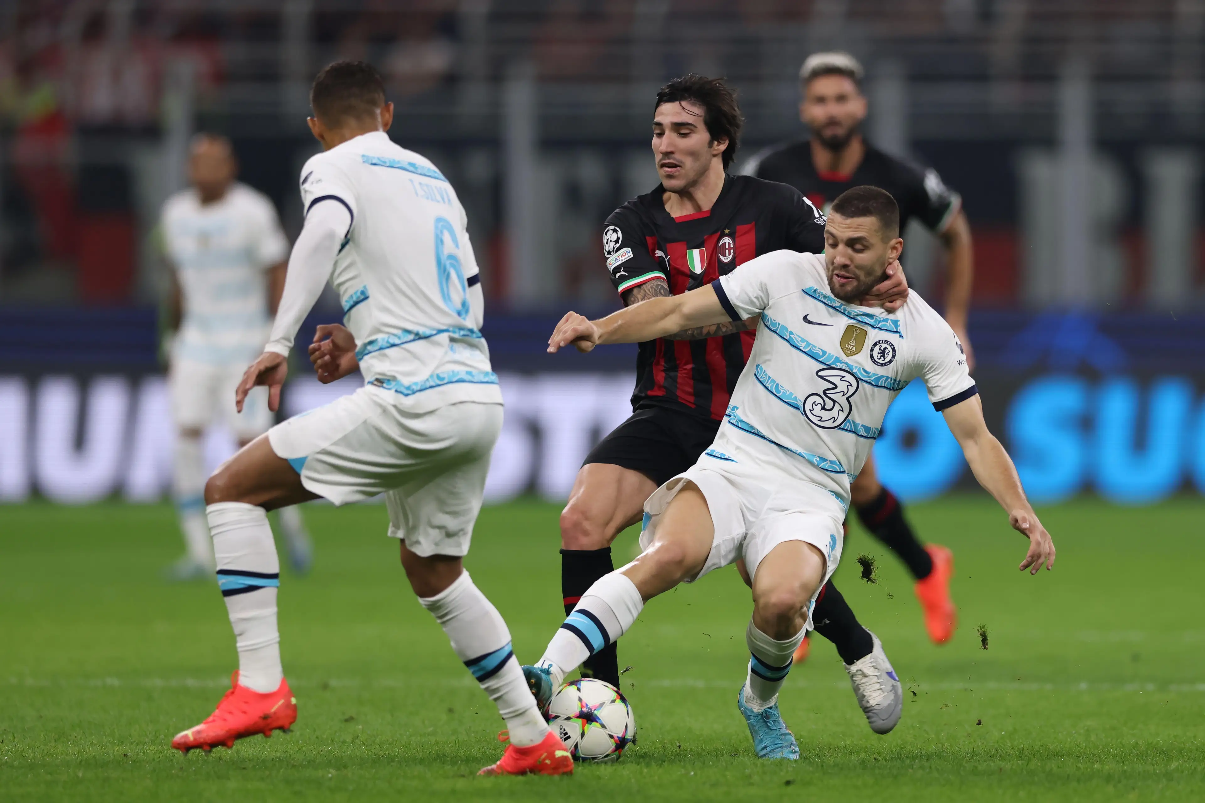 Mateo Kovacic against AC Milan. (Alamy)