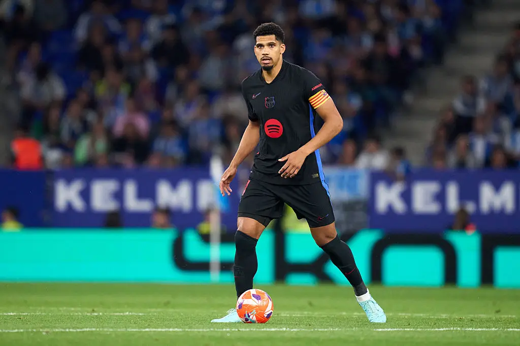 Ronaldo Araujo in action for Barcelona (Credit:Getty)