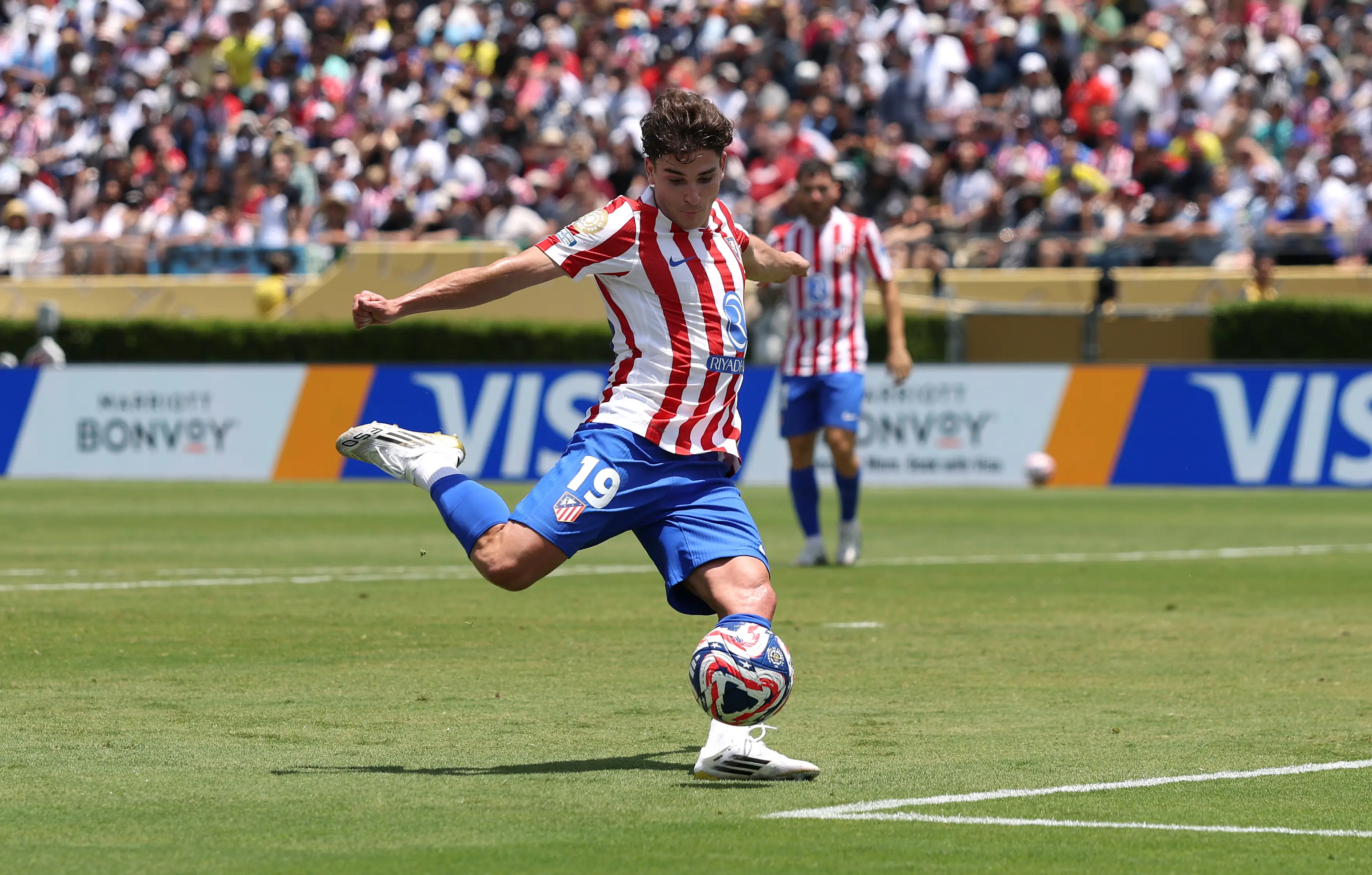 Julian Alvarez (Image: Stu Forster / Staff via Getty)