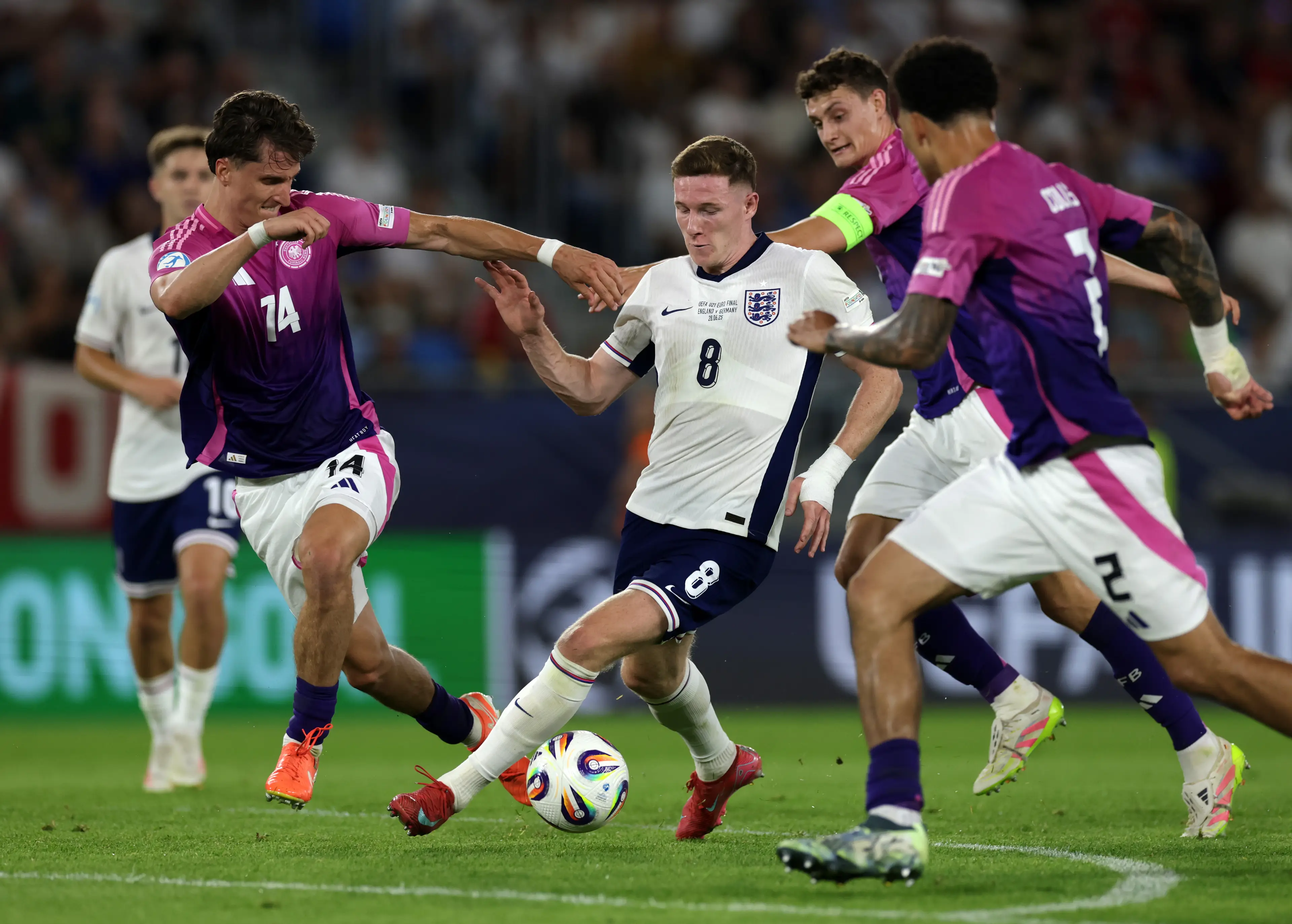 England fans want Elliot Anderson in the senior squad following his showing in the U21 Euros final. Image: Getty 