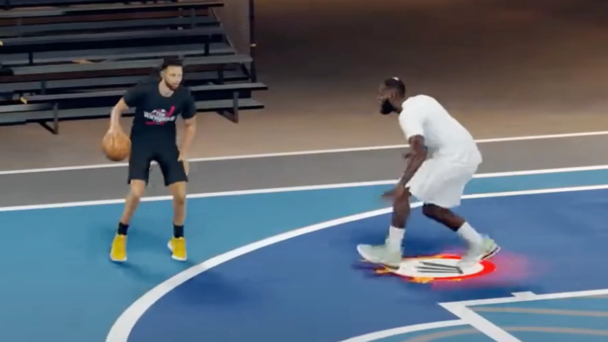 3D simulation of Steph Curry vs LeBron James in 1v1 game shows who would win battle of NBA GOATs