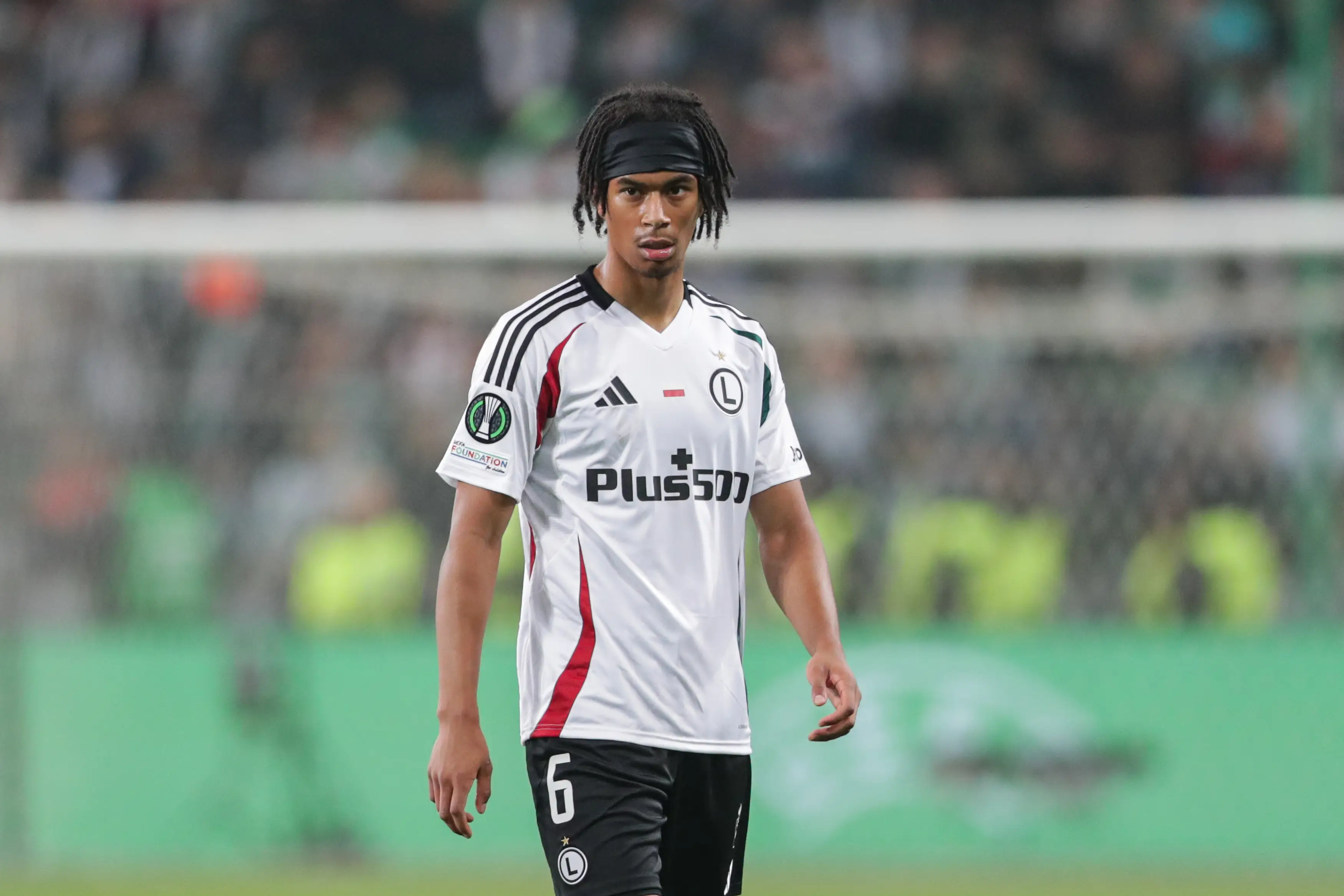 Maxi Oyedele in action for Legia Warsaw. Image: Getty