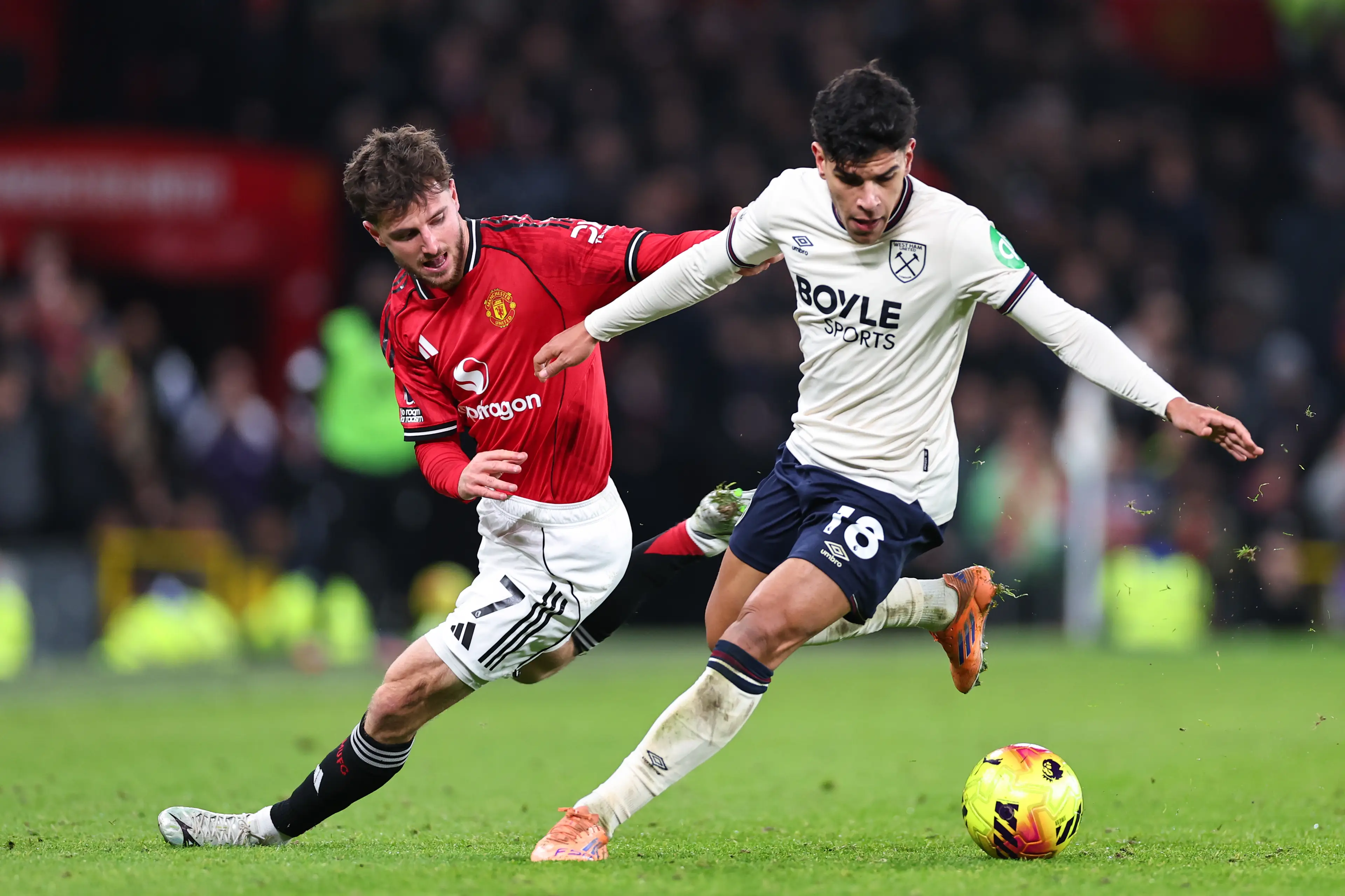 Mason Mount in action against West Ham United. Image: Getty