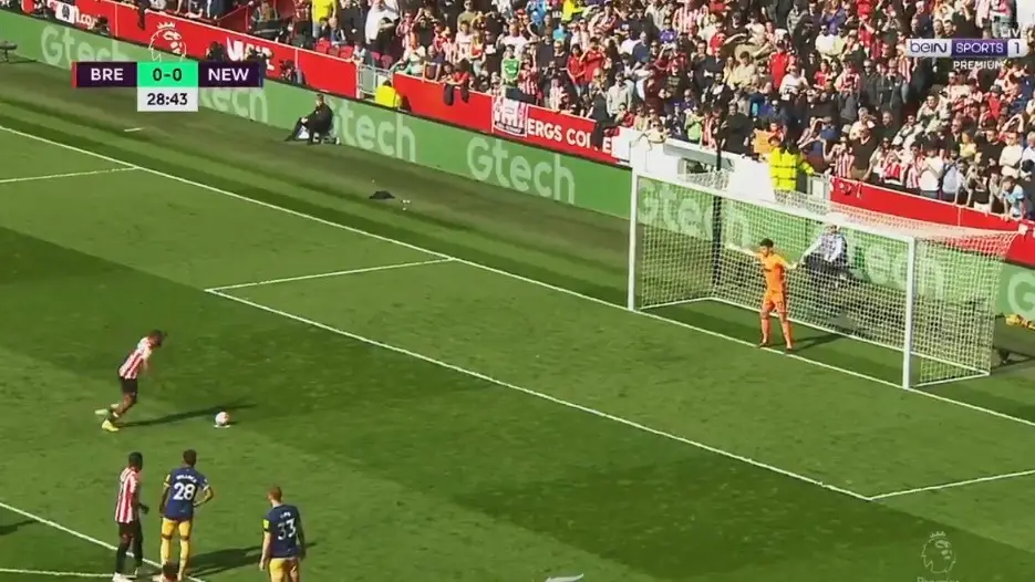 Ivan Toney misses his first ever penalty as a Brentford player