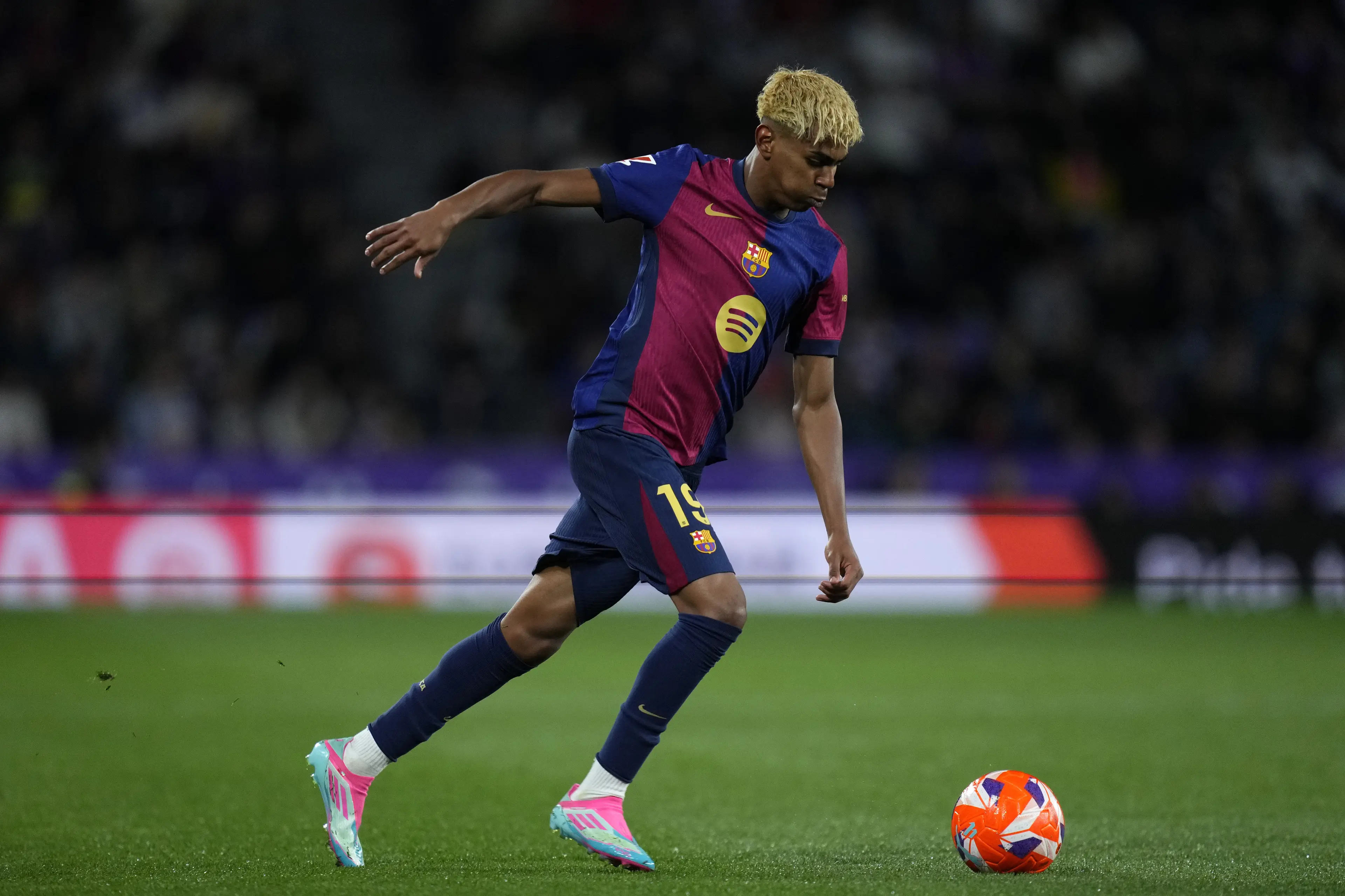 Lamine Yamal in action for Barcelona. Image: Getty