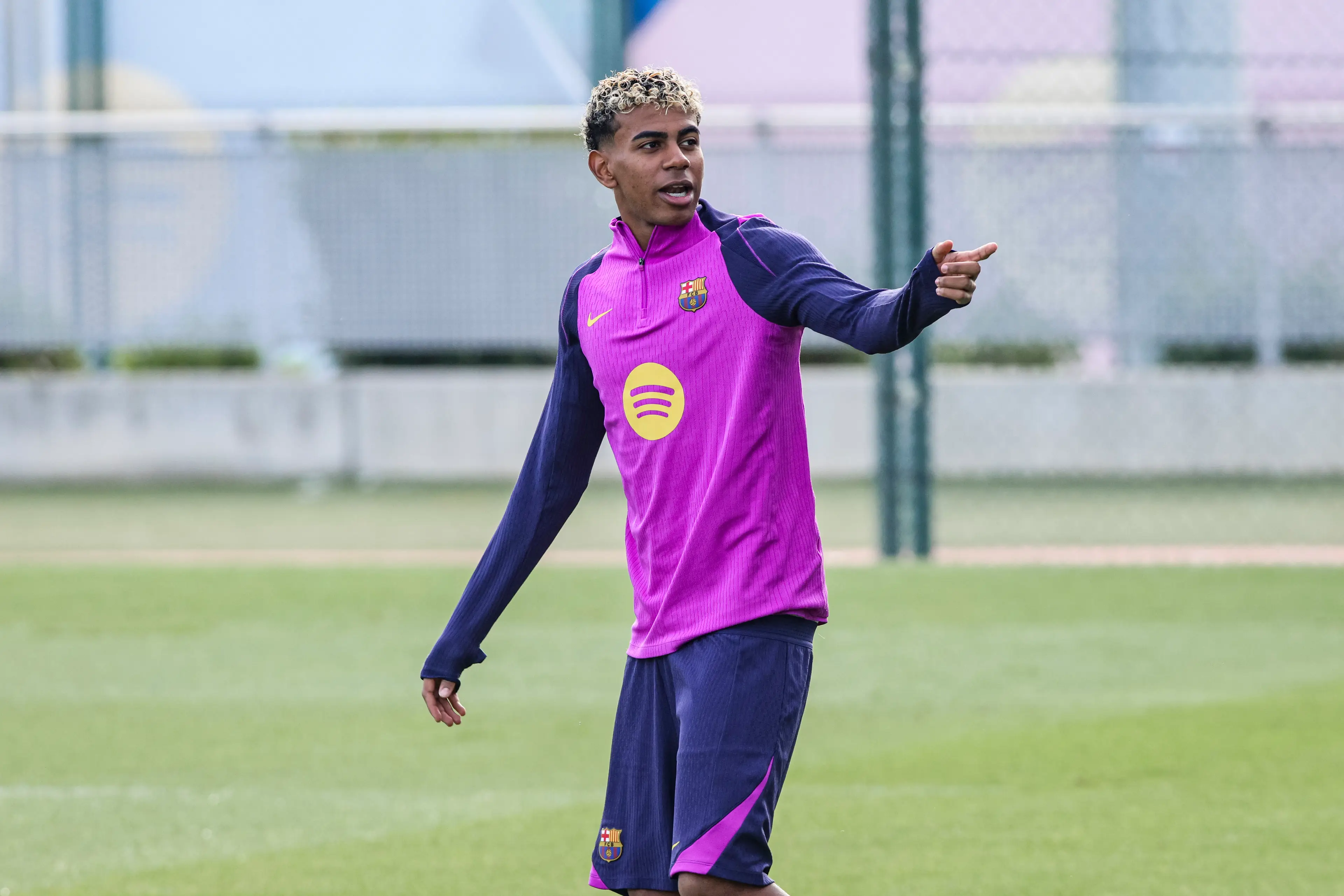 Lamine Yamal in Barcelona training ahead of the El Clasico. Image: Getty 