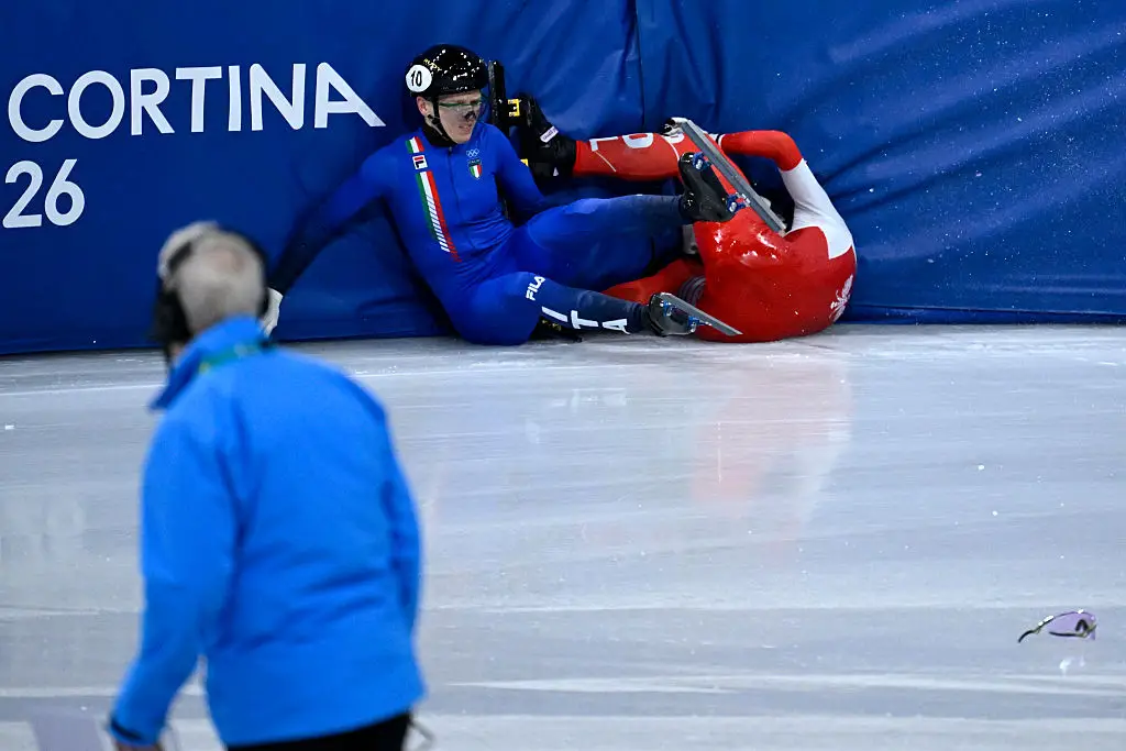 Italy's Arianna Fontana and Poland's Kamila Sellier were involved in a collision (Credit:Getty)