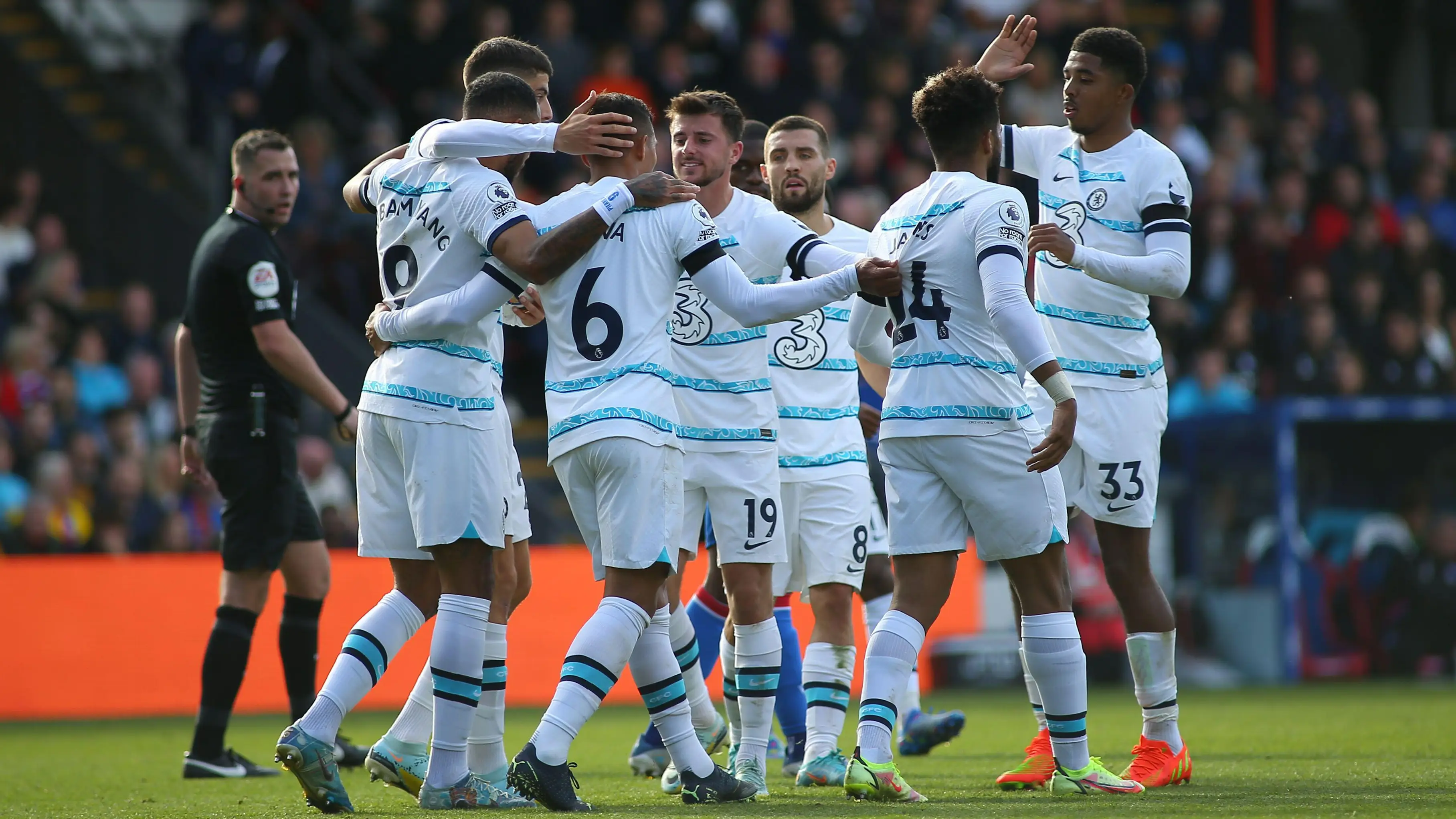 Pierre-Emerick Aubameyang and Kai Havertz lead the celebrations as Chelsea draw level