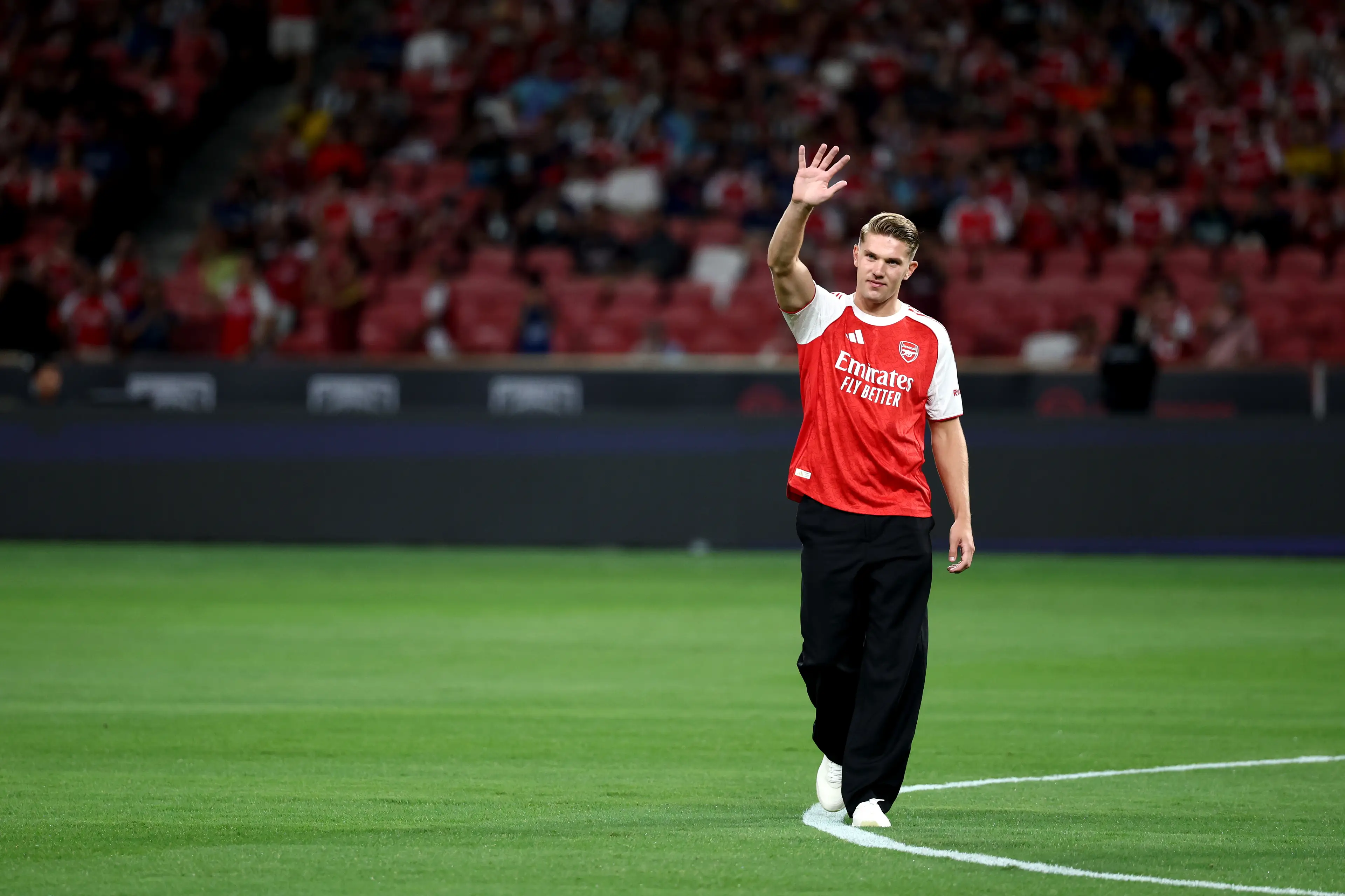 Arsenal fans are thrilled with the capture of Viktor Gyokeres. (Image: Yong Teck Lim / Staff via Getty)