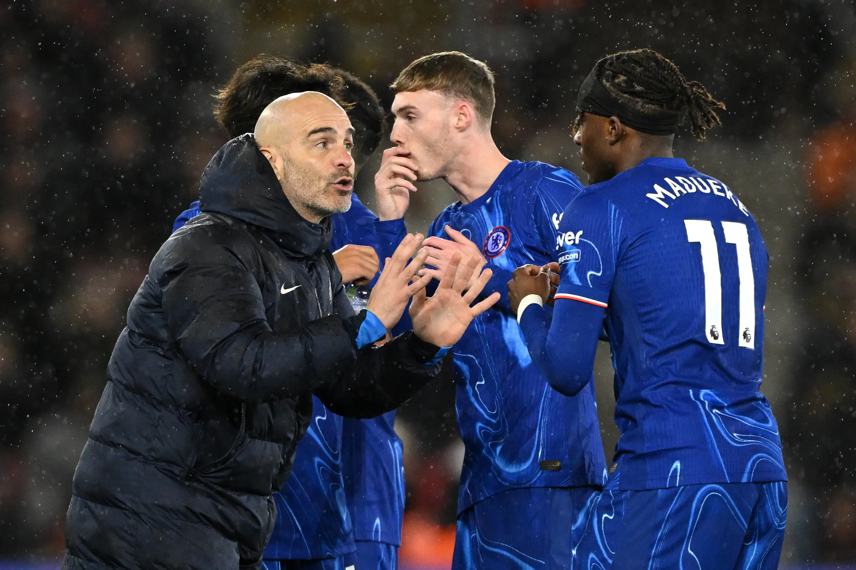 Maresca speaks to Madueke during the Premier League clash against Southampton. Image credit: Getty