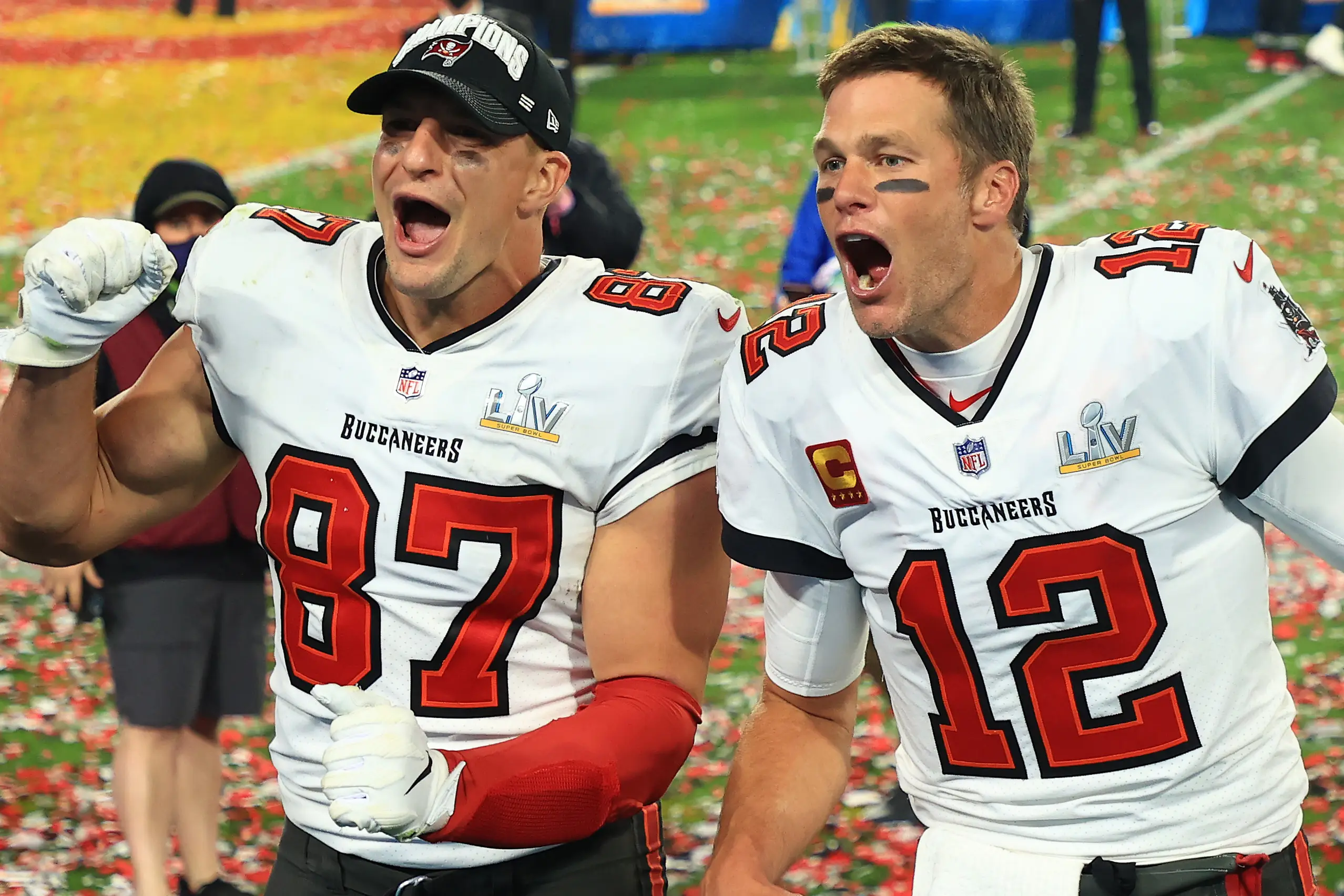 Rob Gronkowski and Tom Brady celebrate winning the Super Bowl with the Tampa Bay Buccaneers (Getty)