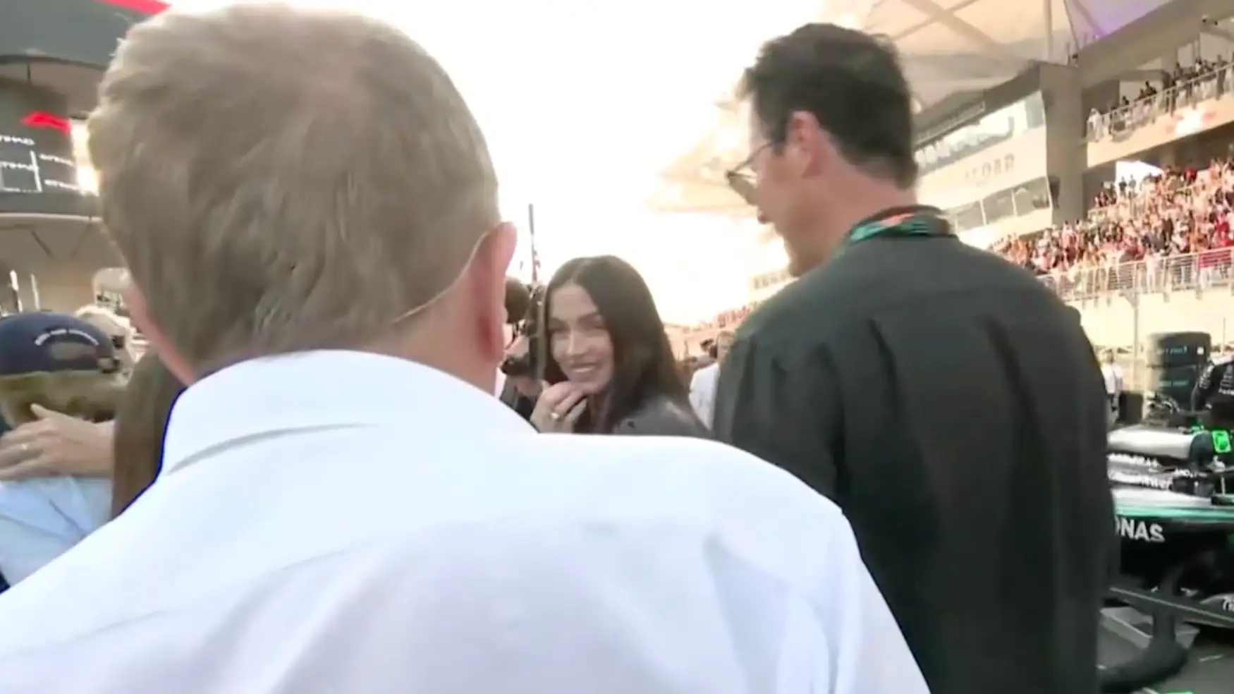 Martin Brundle 'Blanked' by Celebrity During Abu Dhabi Grand Prix Gridwalk