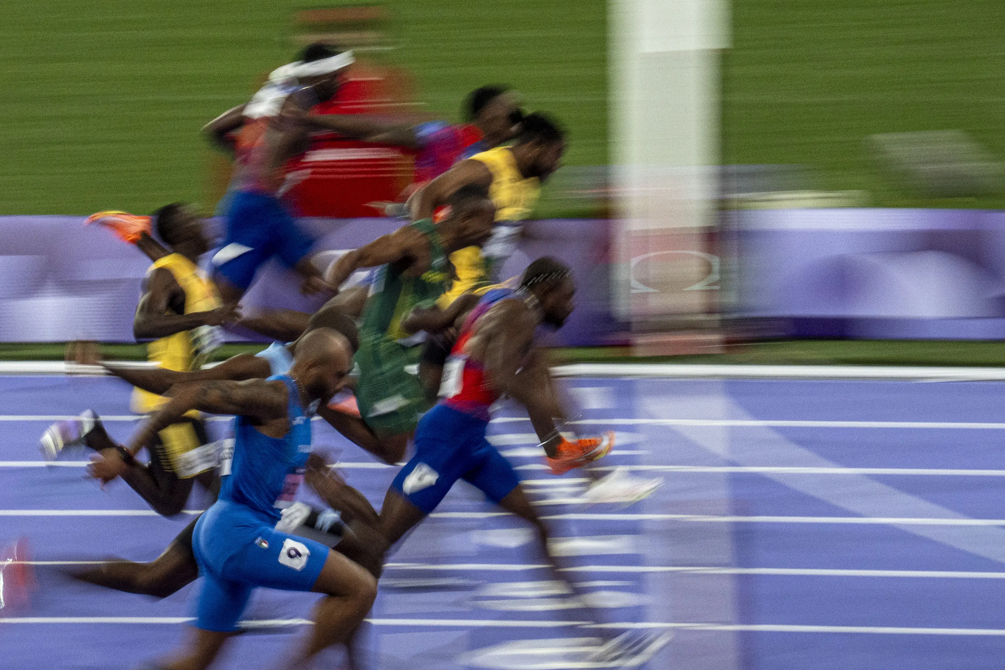 The dramatic finish to the men's 100m final at the 2024 Olympics. Image: Getty