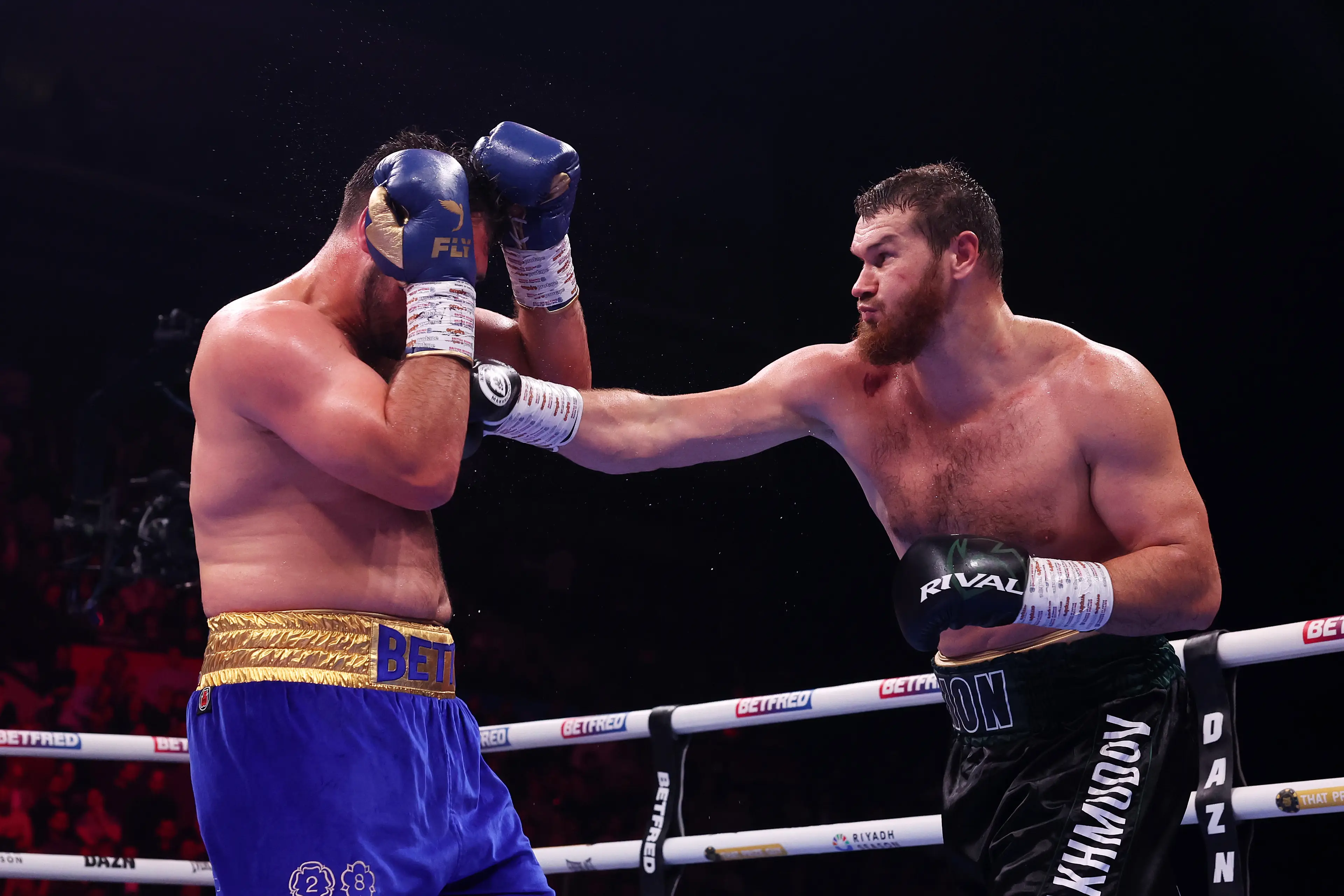Arslanbek Makhmudov beat Dave Allen on Saturday and claims a fight against Anthony Joshua is next. Image: Getty 