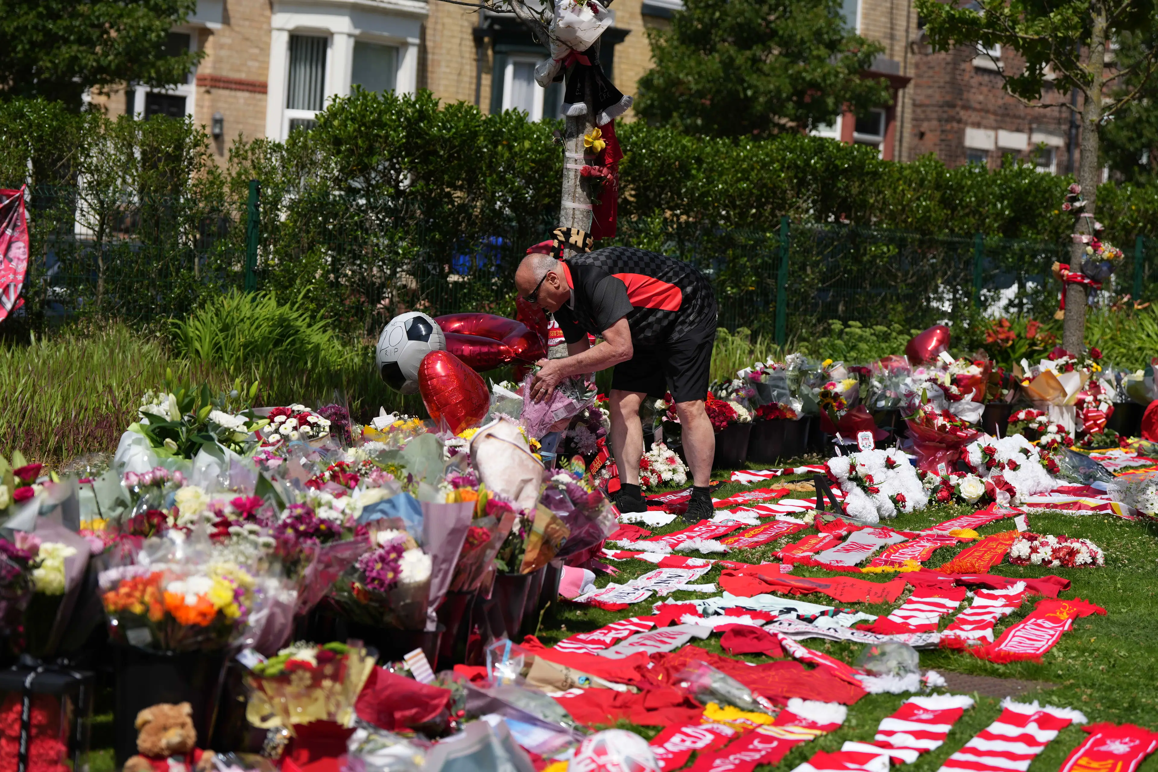 Tributes are laid at Anfield following the passing of Liverpool's Diogo Jota. Image: Getty 