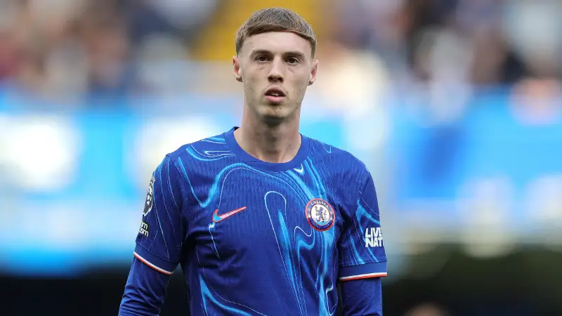 Cole Palmer posts pointed one-word comment after hearing Chelsea's decision on Enzo Maresca's future