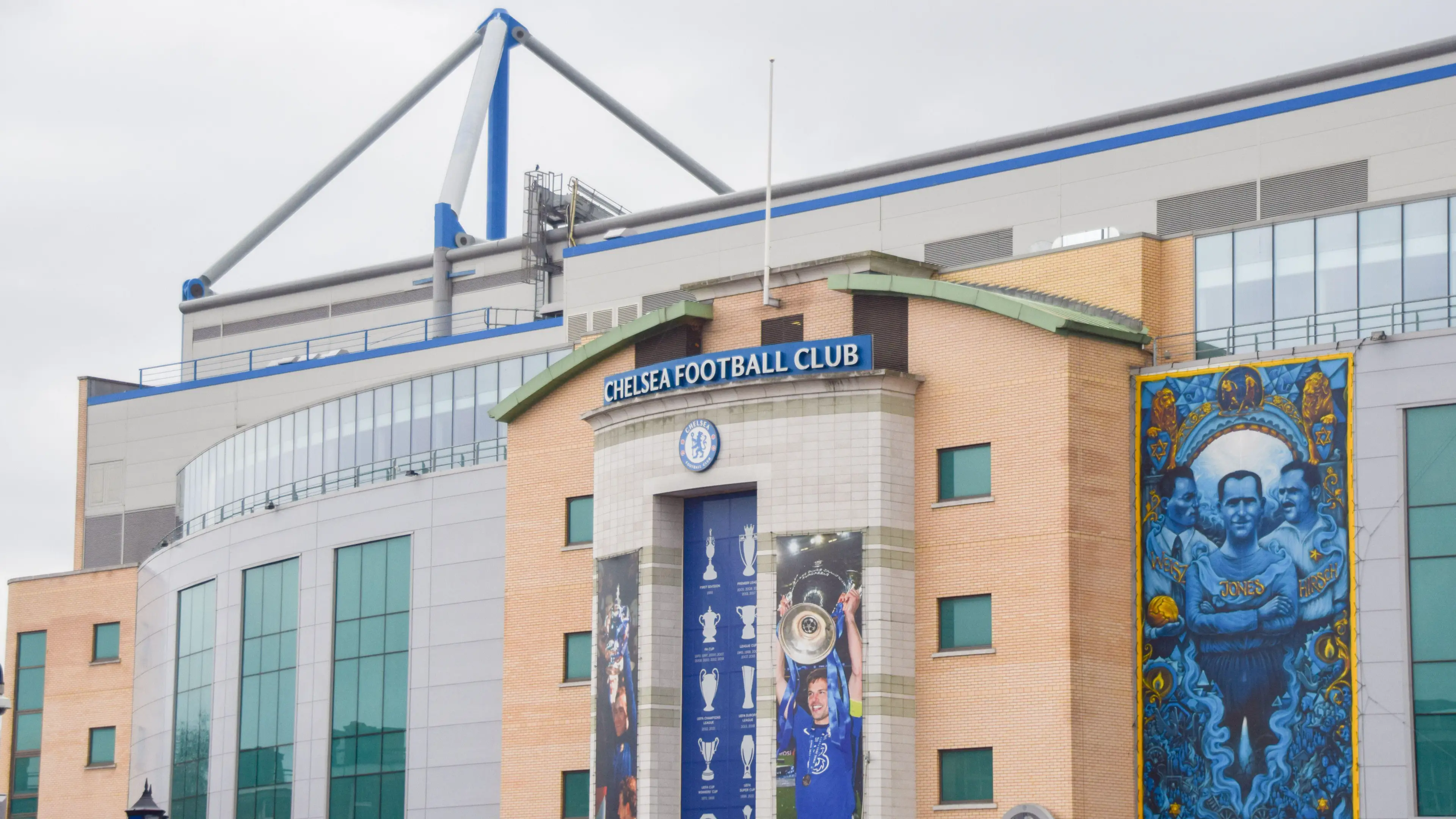 Kepa, Kenedy, Sarr, Barkley, Batshuayi: The STAGGERING Wages Of The 5 Chelsea Players Revealed