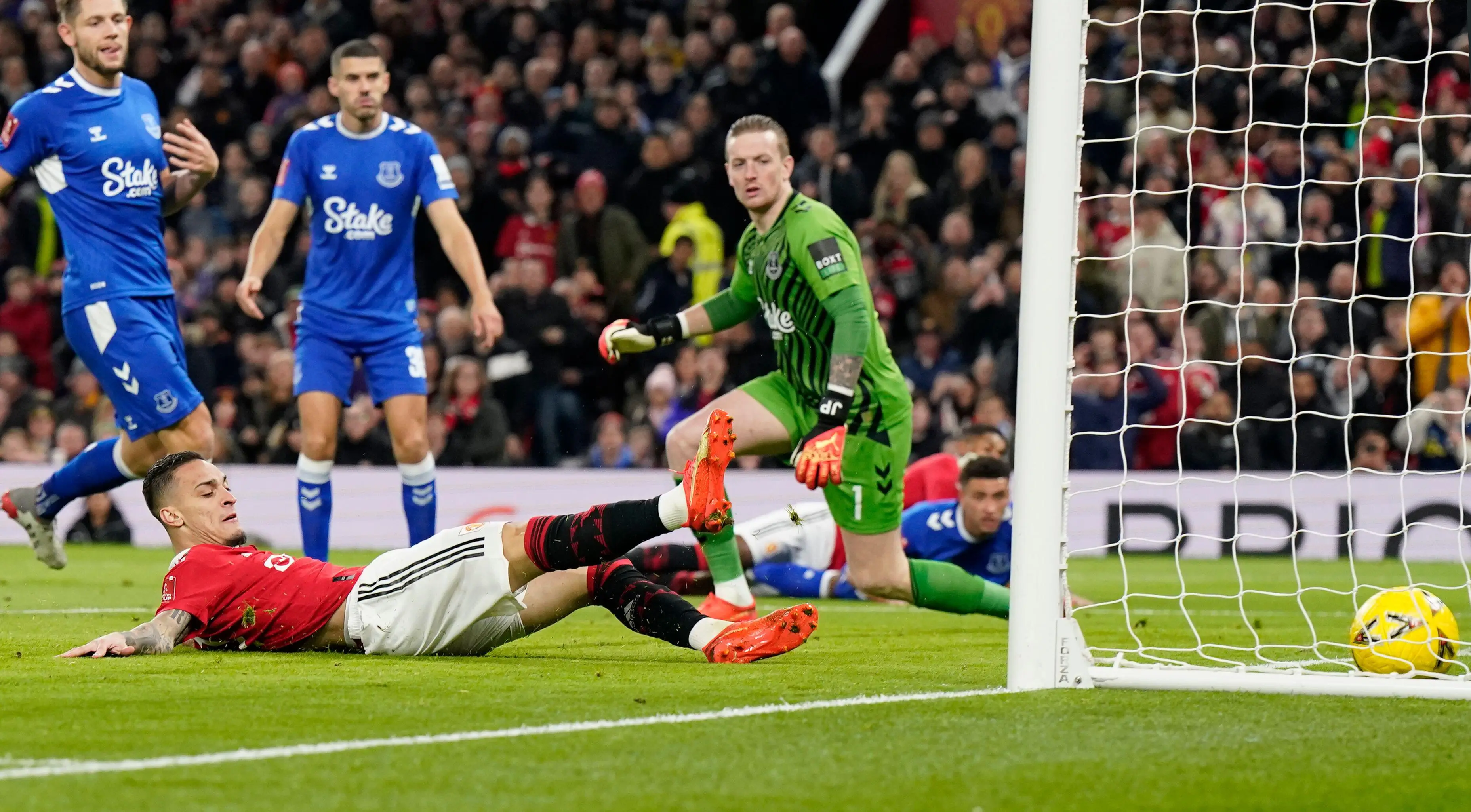 Antony opened the scoring against Everton. (Image