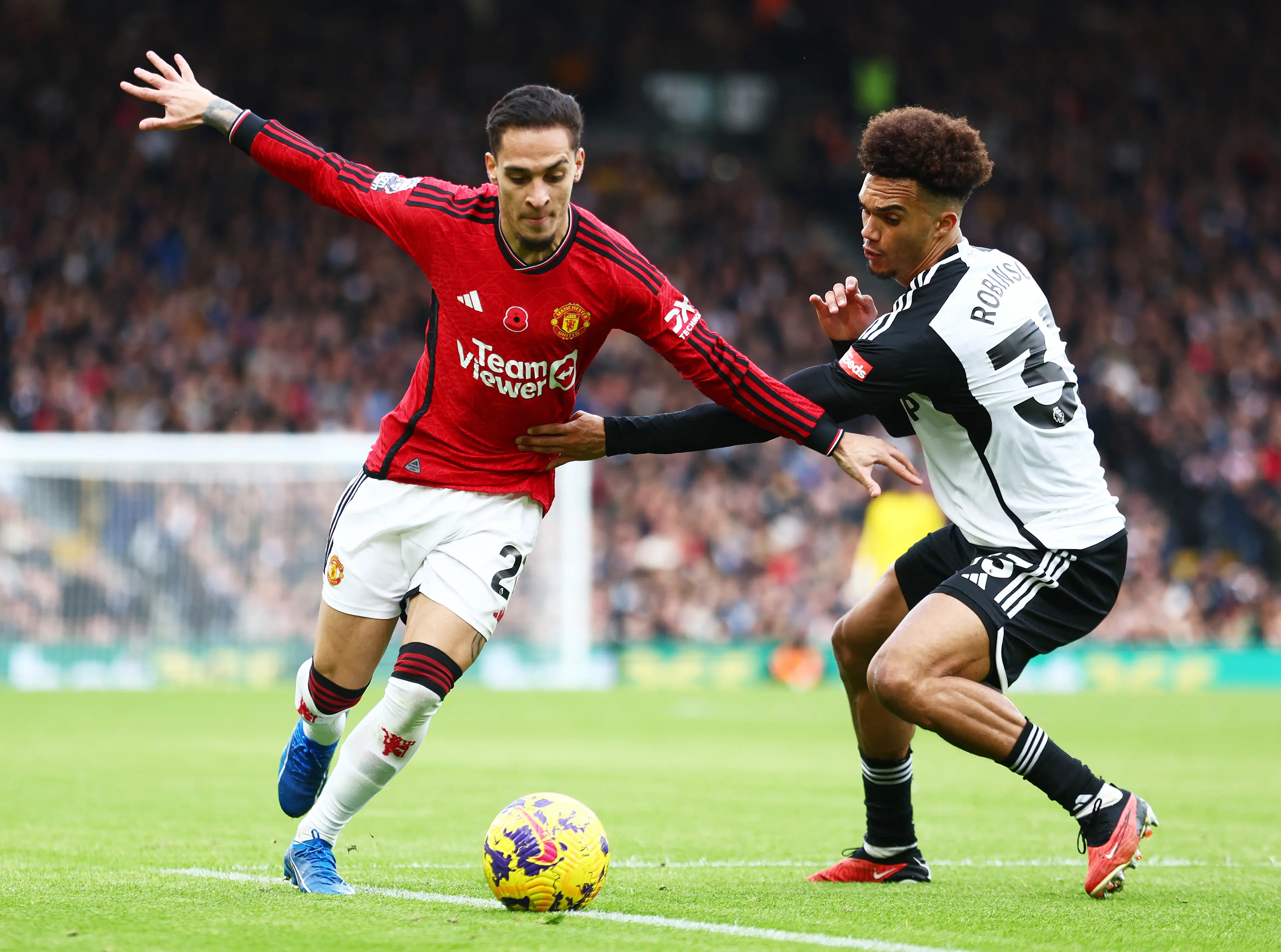 Antony in action against Fulham. Image: Getty 