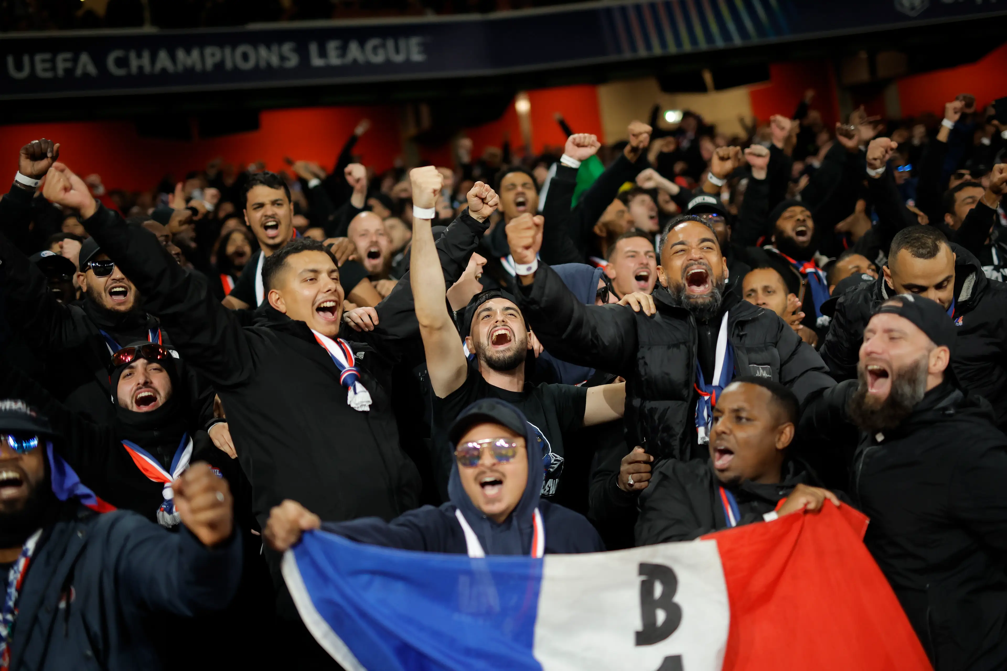 PSG fans have been frustrated by Arsenal's tickets decision. Image: Getty